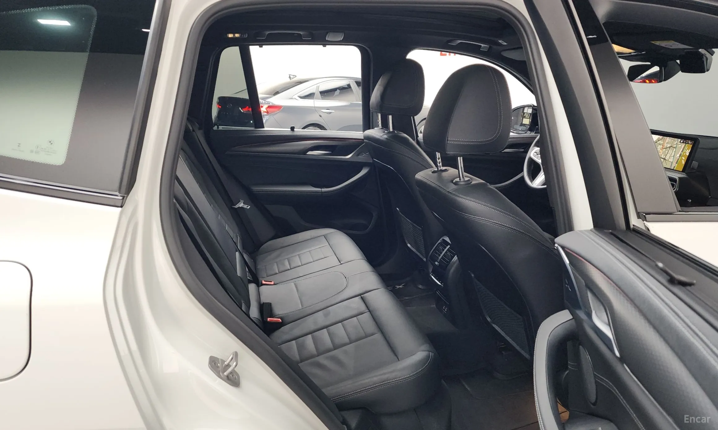 BMW X3 (G01) превью 12