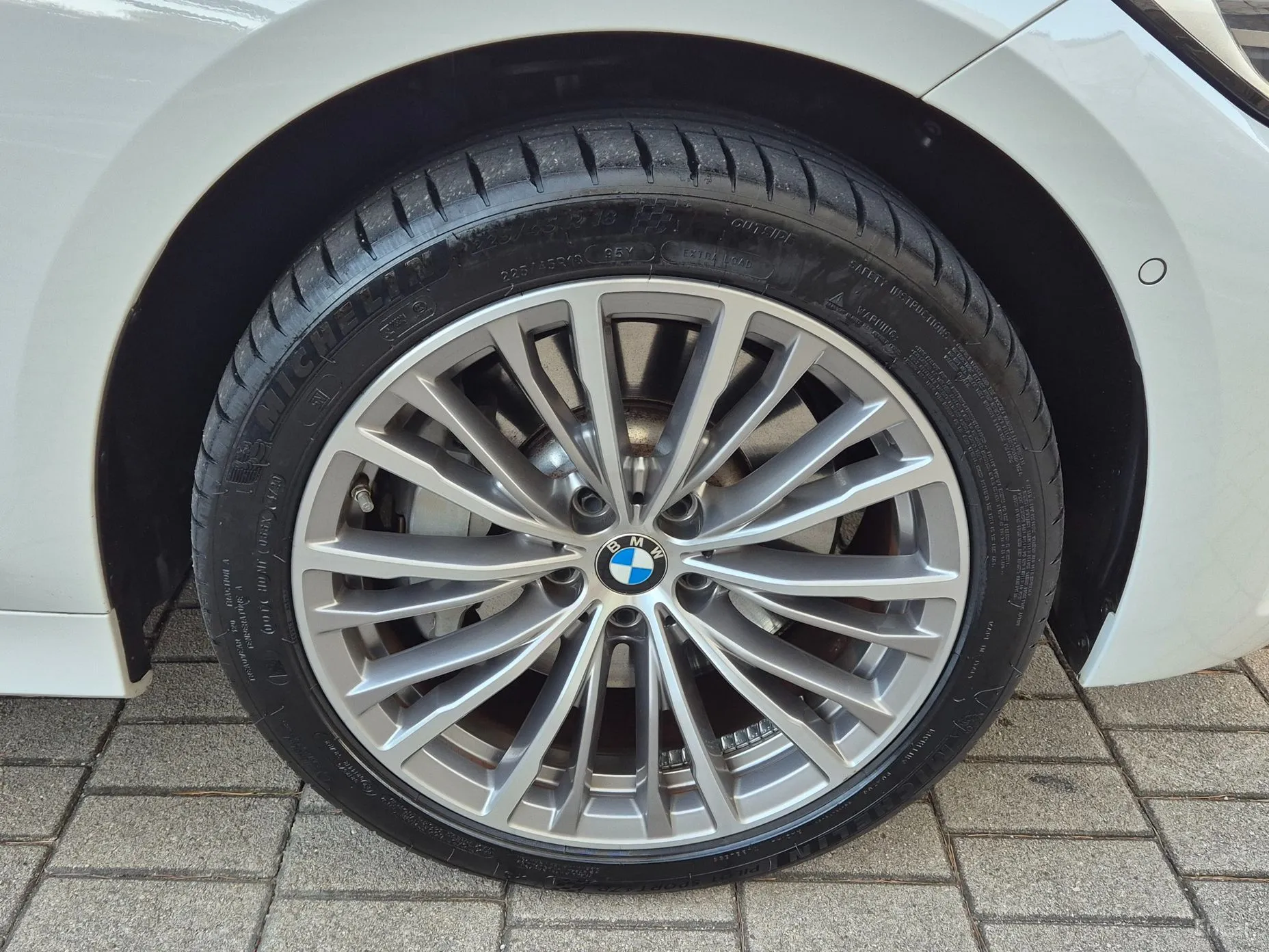 BMW 3 Series (G20) превью 12