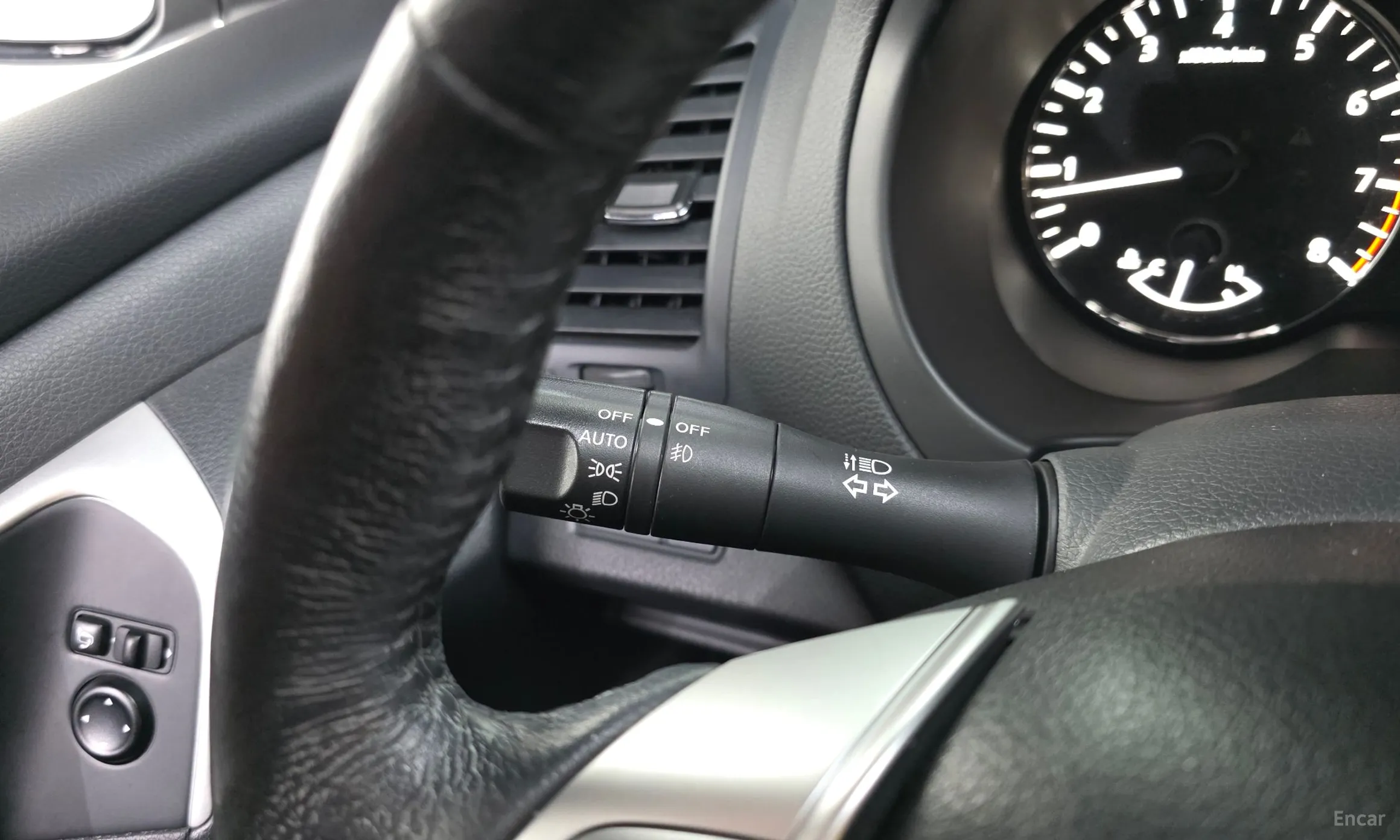Nissan Altima превью 17