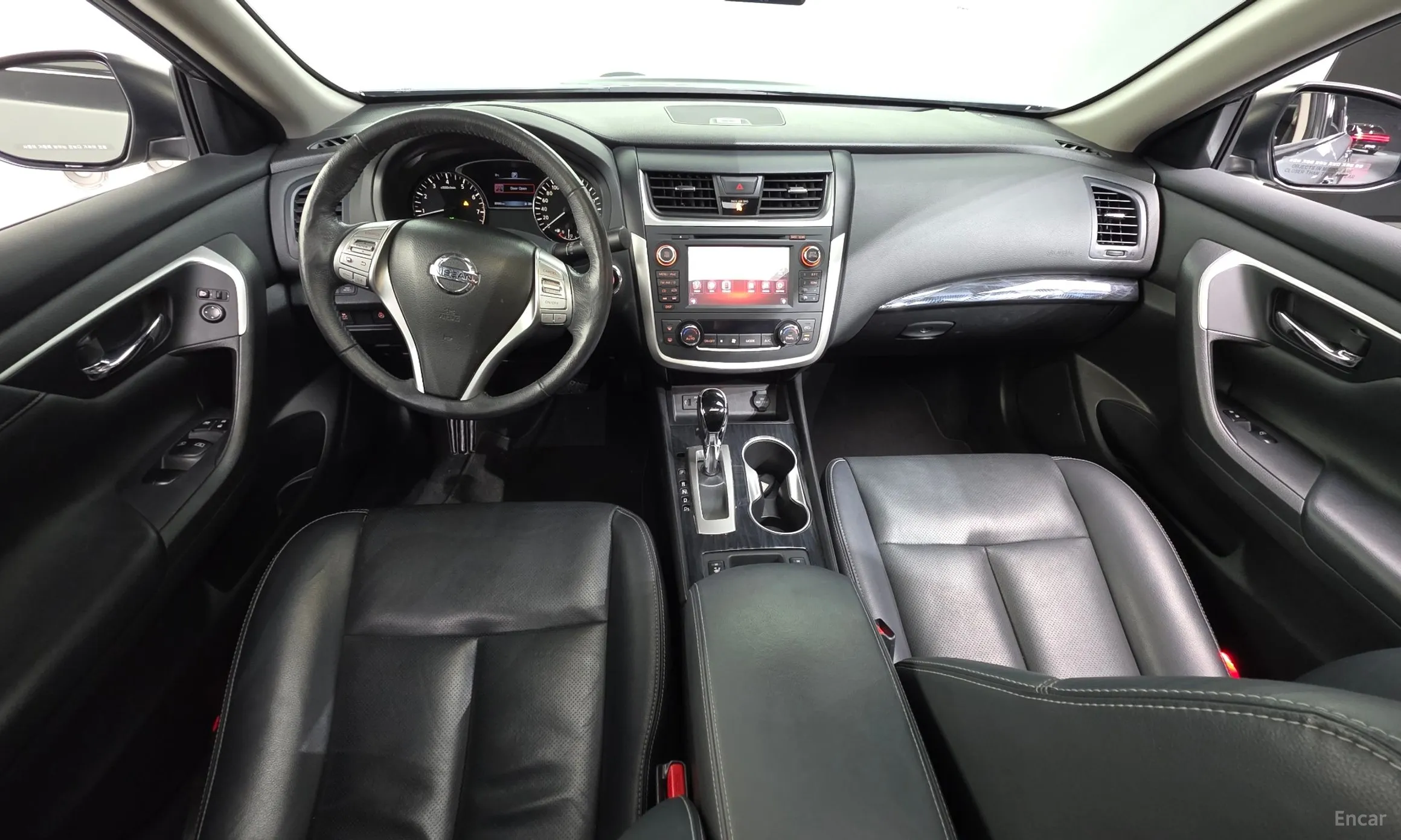 Nissan Altima превью 7