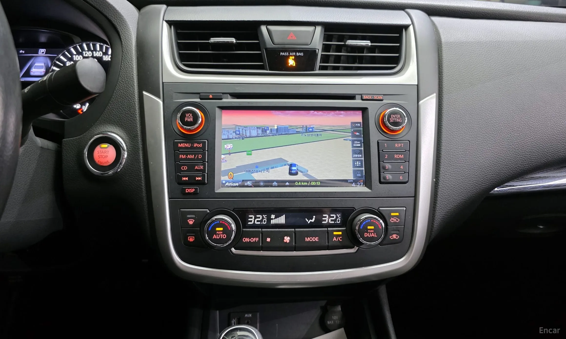 Nissan Altima превью 18