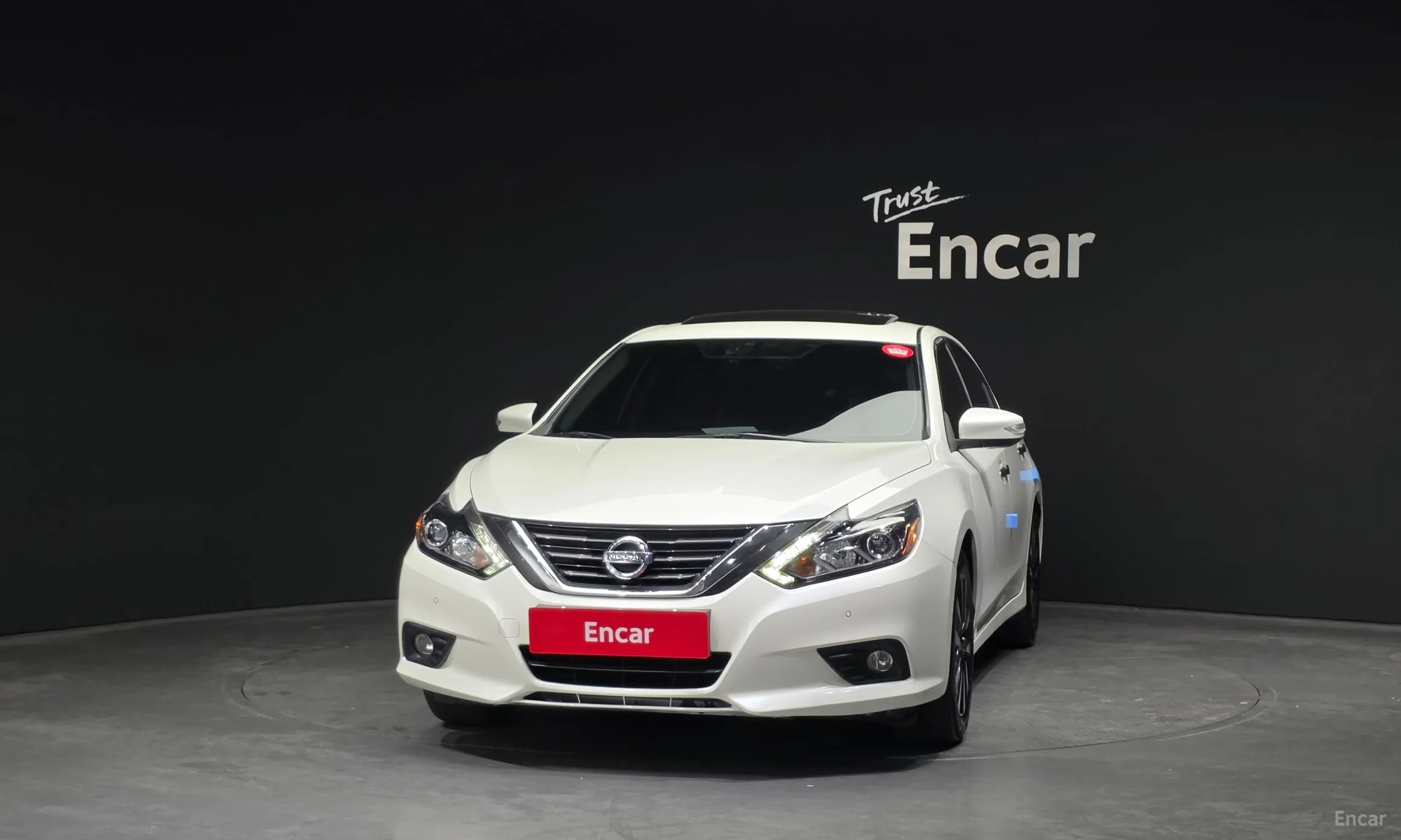 Nissan Altima превью 3