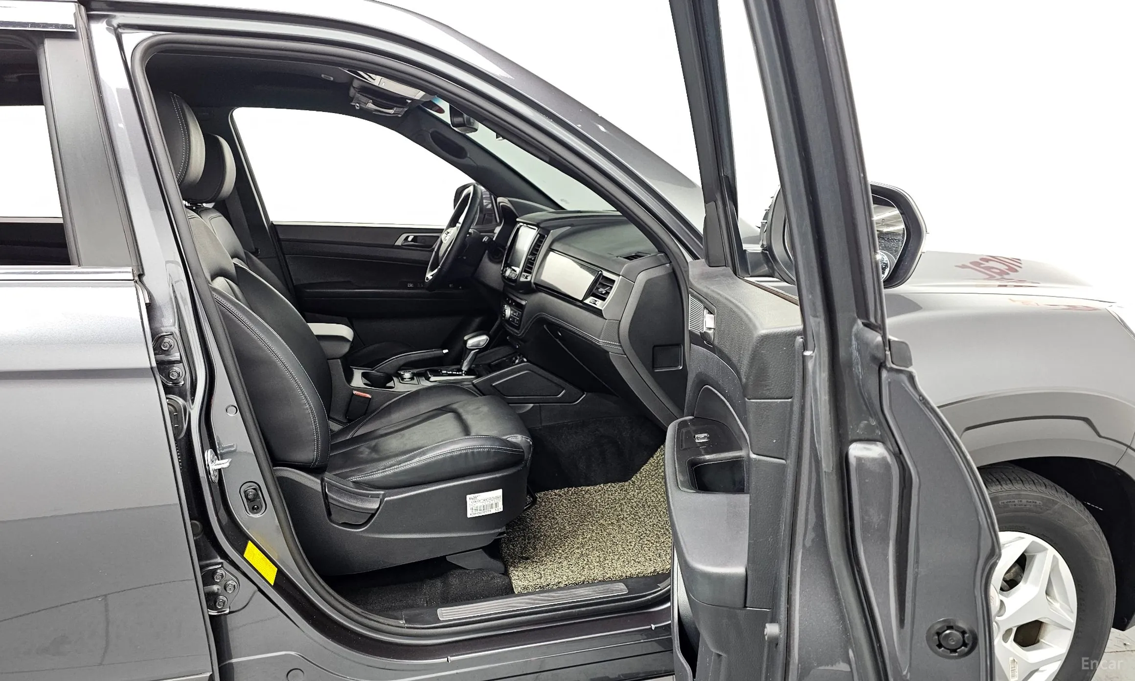 KG Mobility (SsangYong) Rexton Sports превью 11