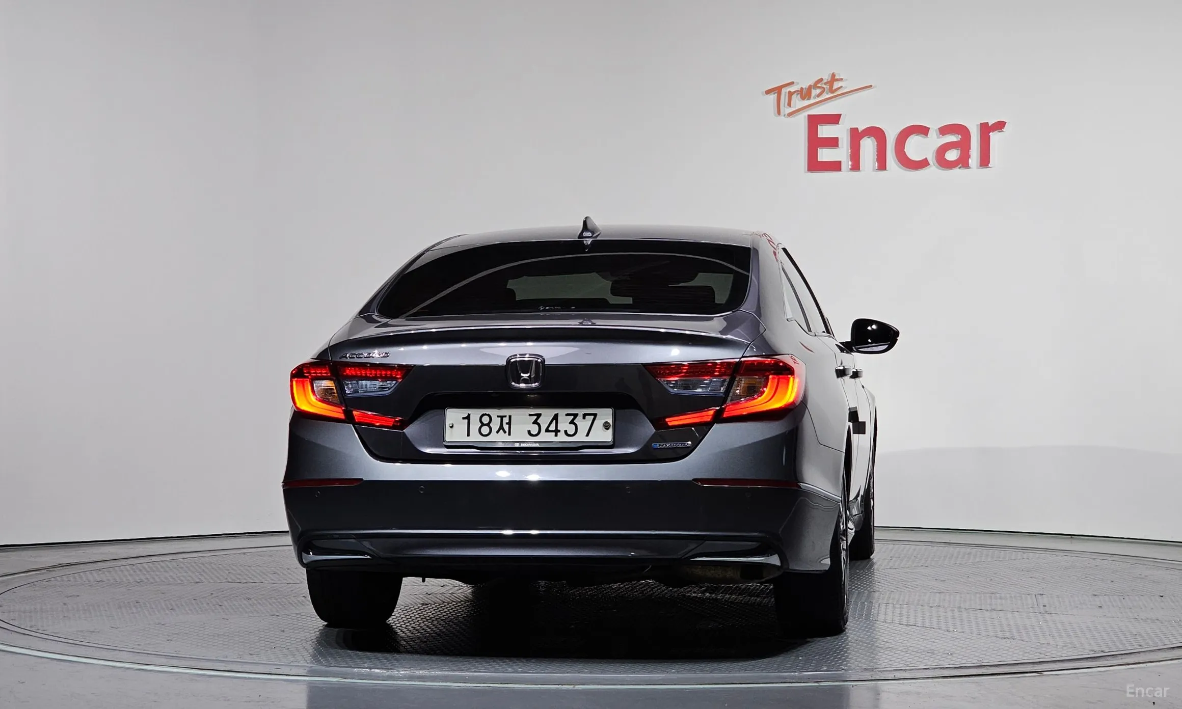 Honda Accord 10th Generation превью 4