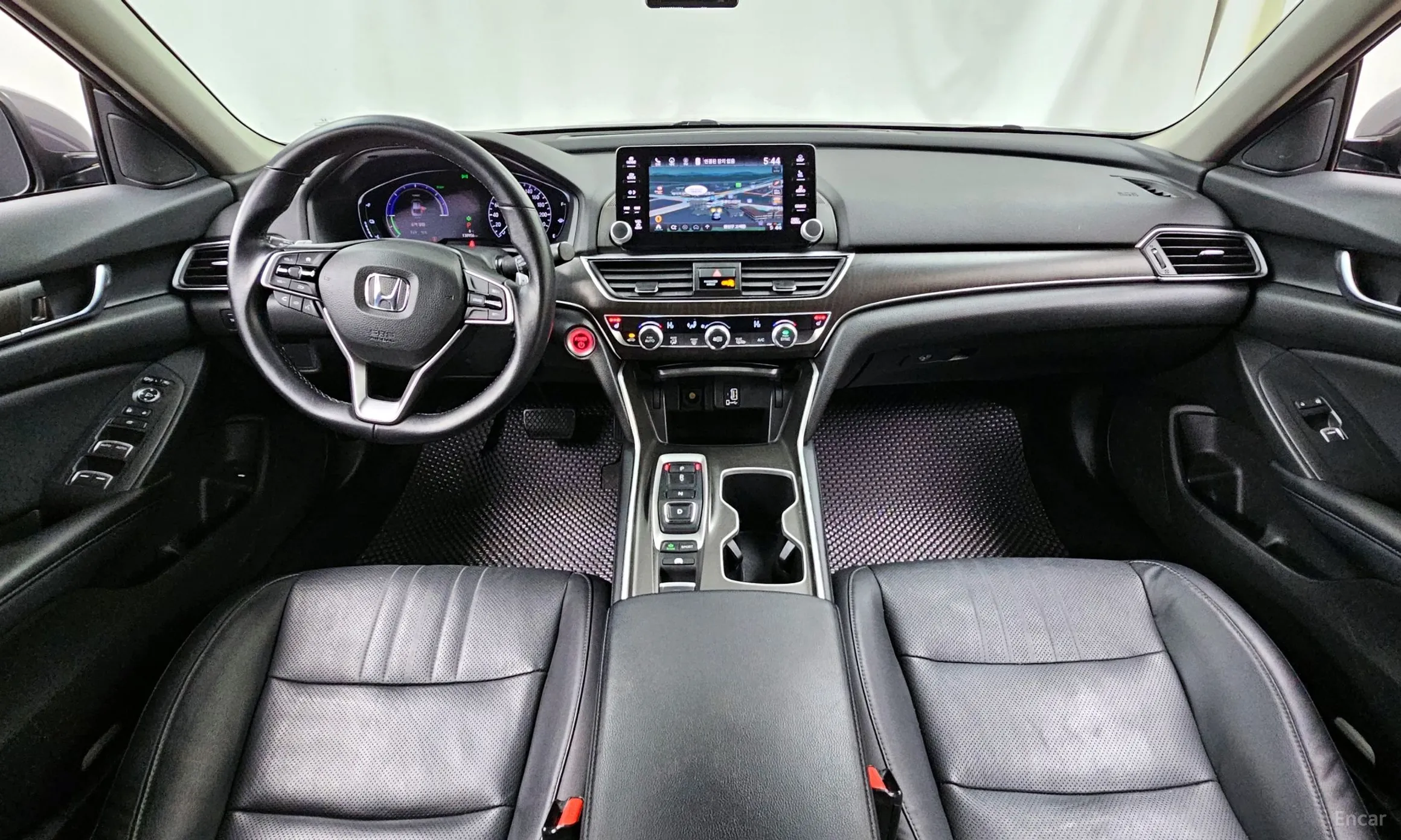 Honda Accord 10th Generation превью 7
