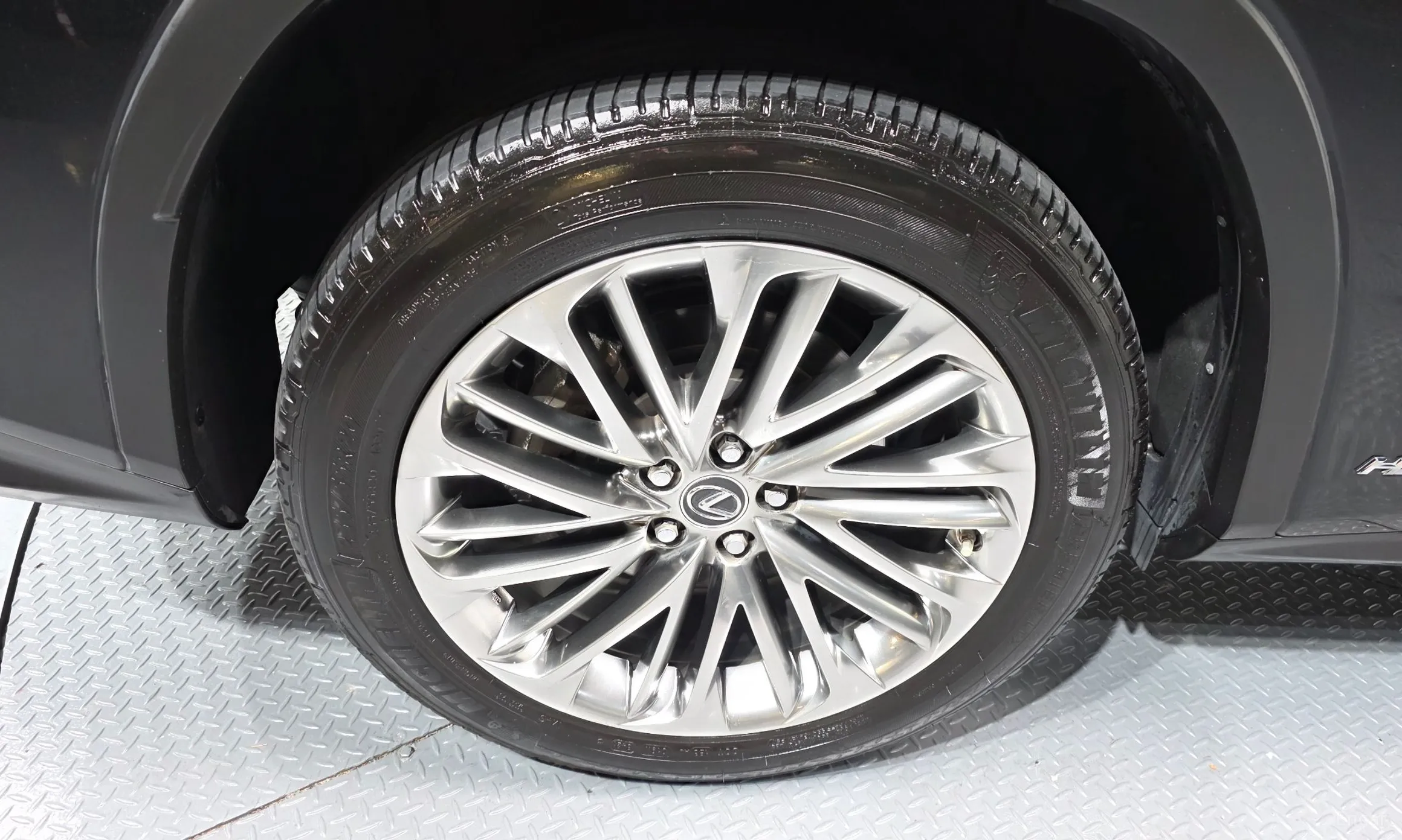 Lexus RX450h Gen 4 превью 5