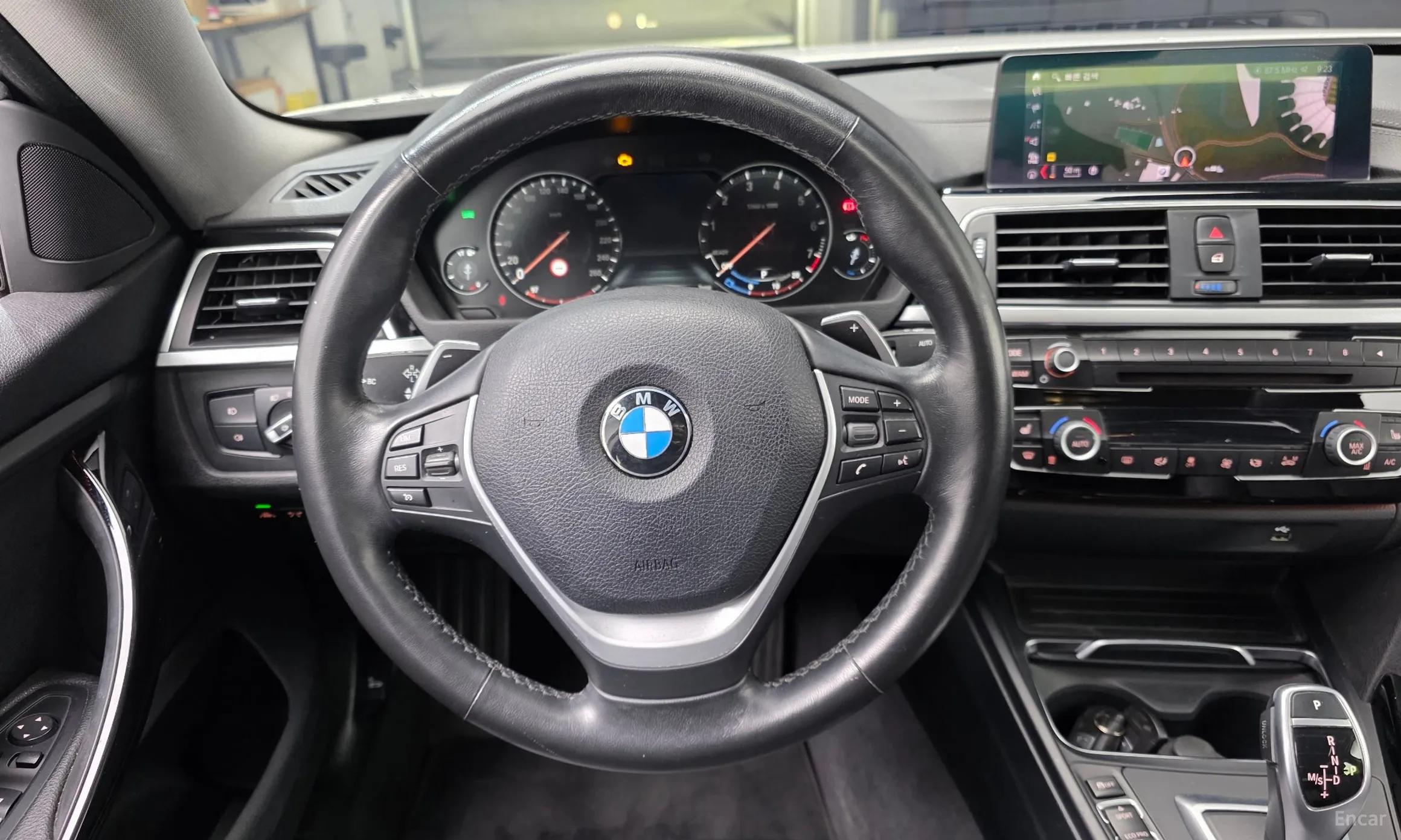 BMW Series 4 (F32) превью 13