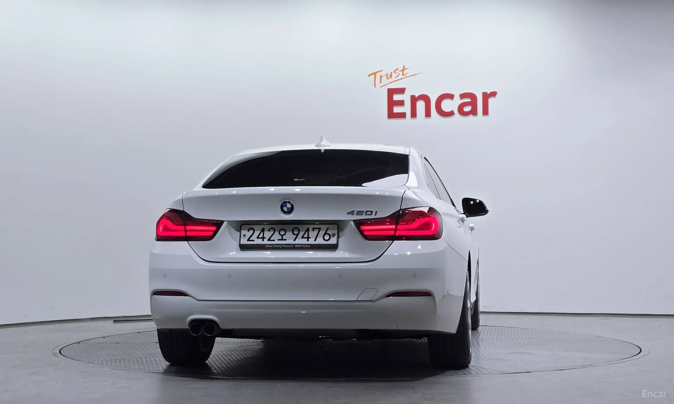 BMW Series 4 (F32) превью 4