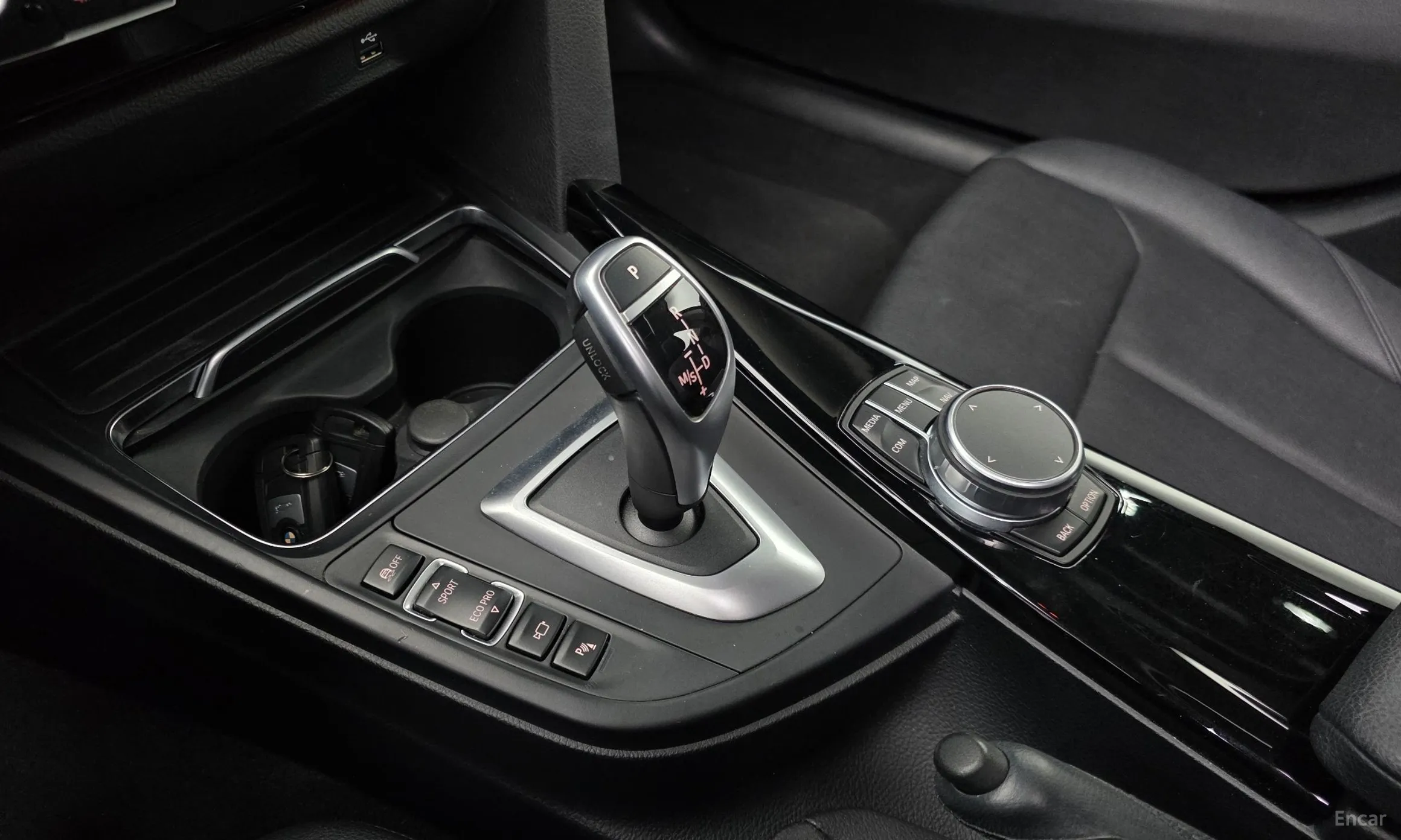 BMW Series 4 (F32) превью 9