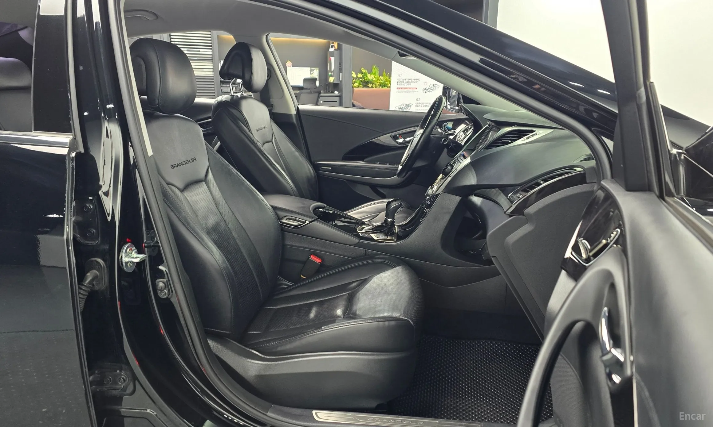 Hyundai Grandeur HG превью 10
