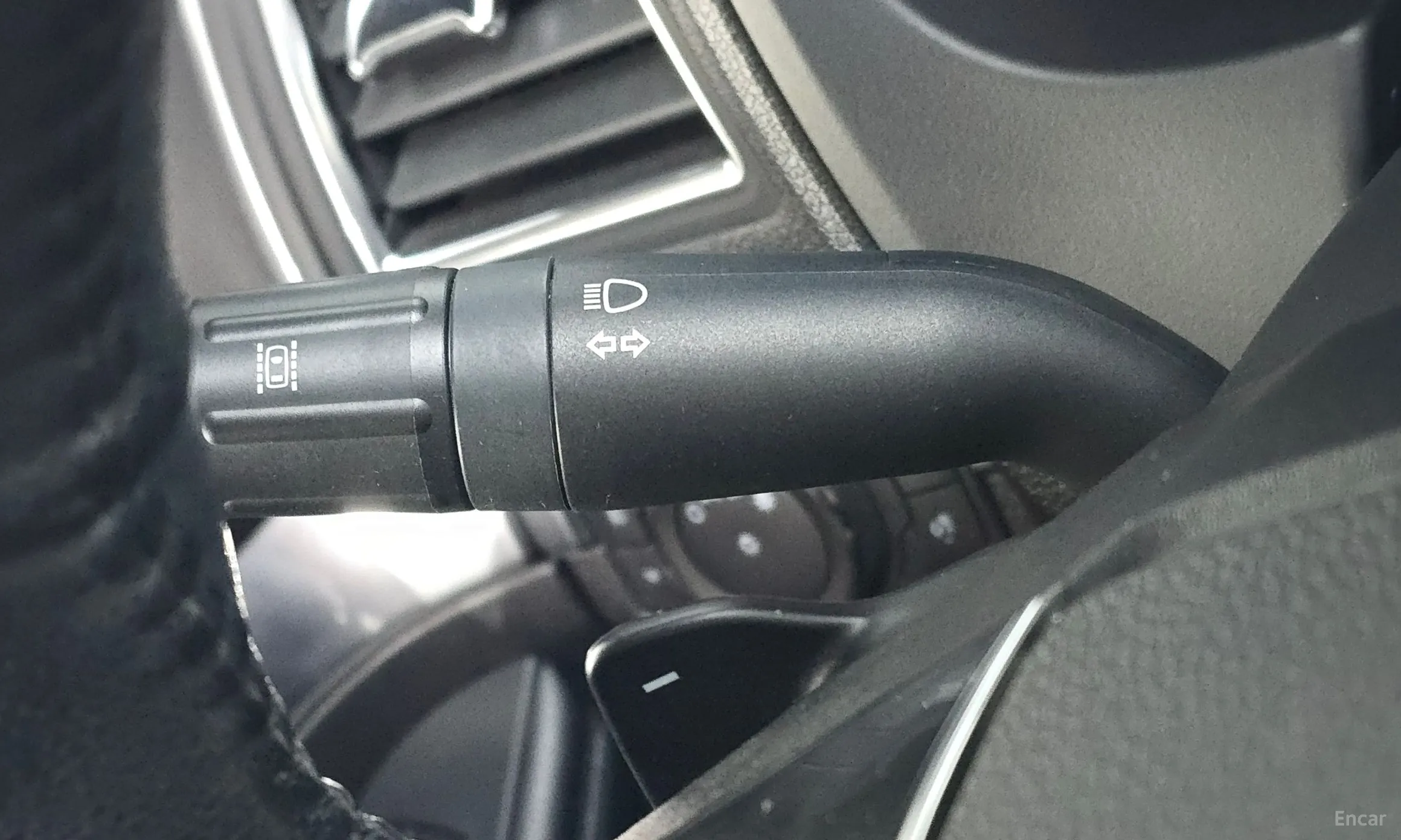 Ford Explorer превью 17