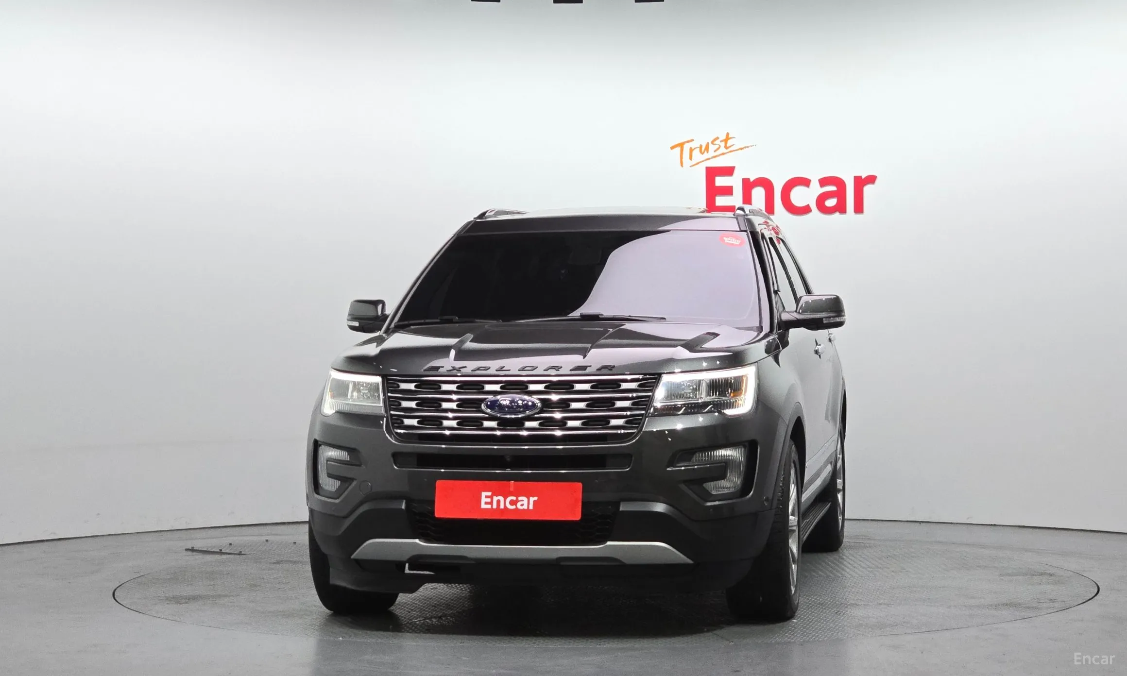 Ford Explorer превью 3