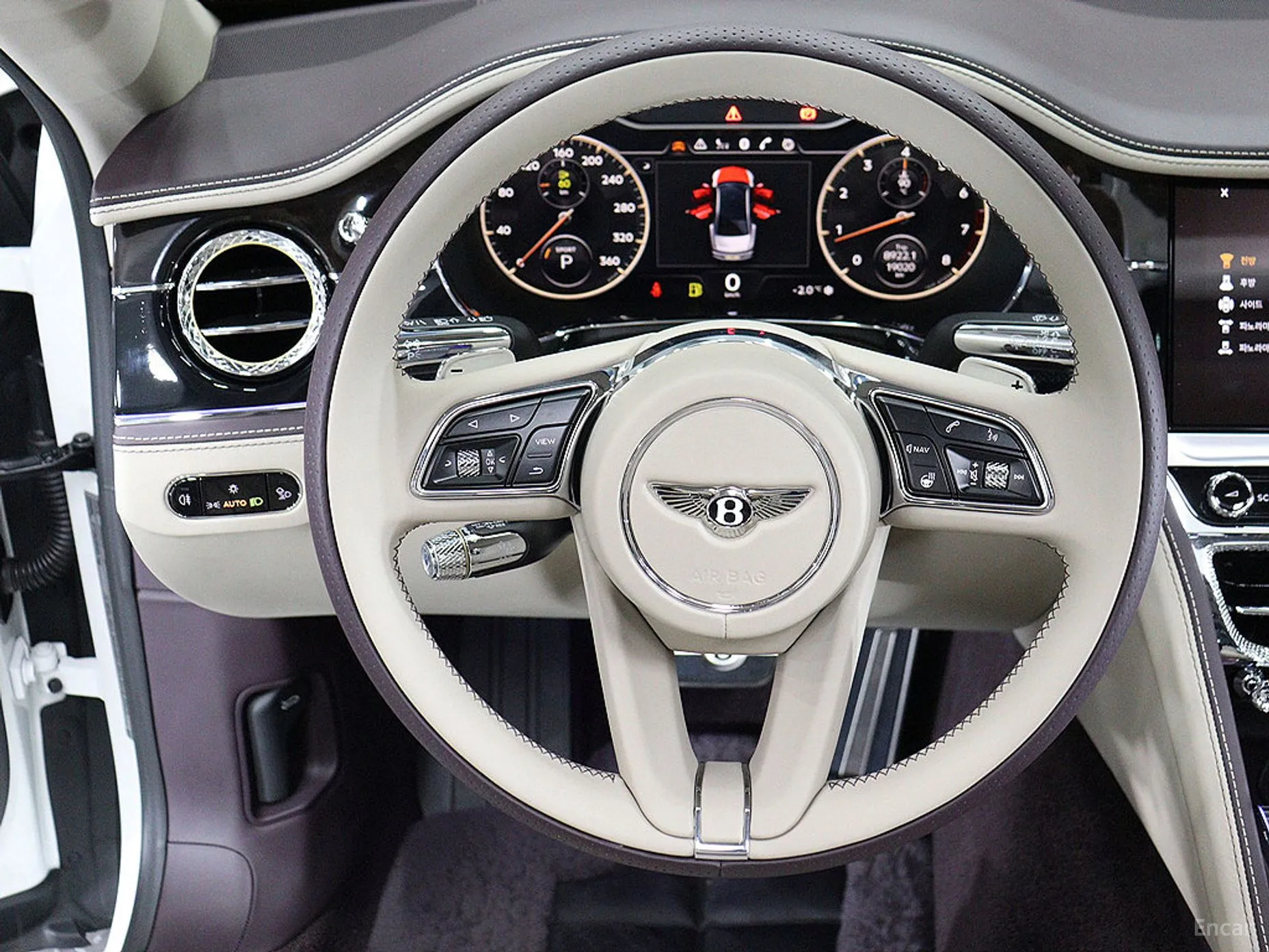 Bentley Flying Spur 3rd Generation превью 13