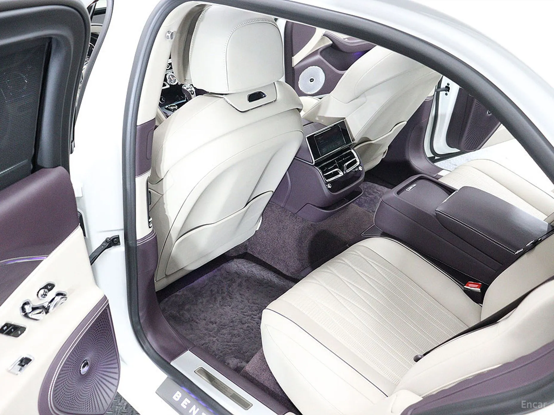 Bentley Flying Spur 3rd Generation превью 14