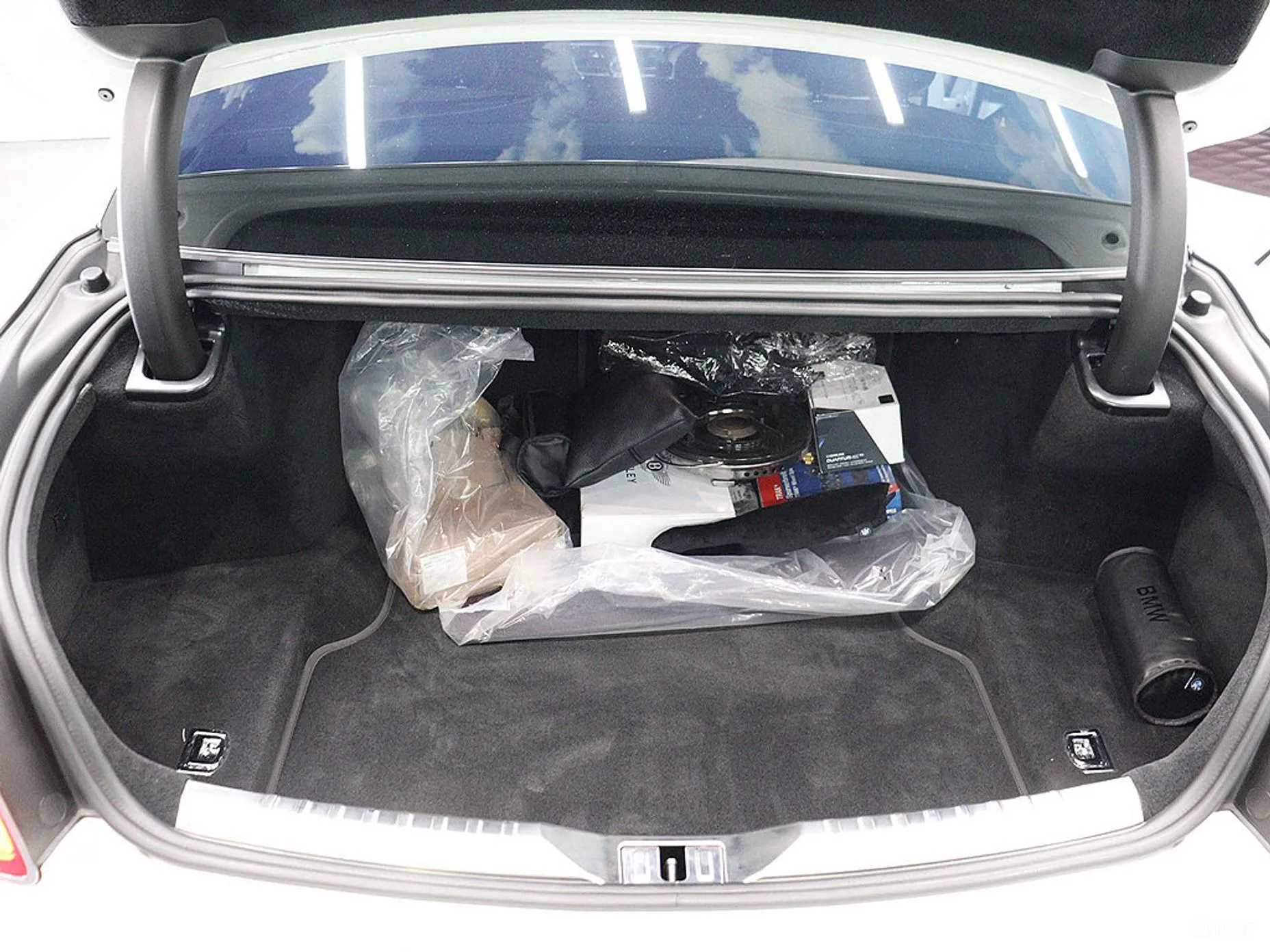 Bentley Flying Spur 3rd Generation превью 5