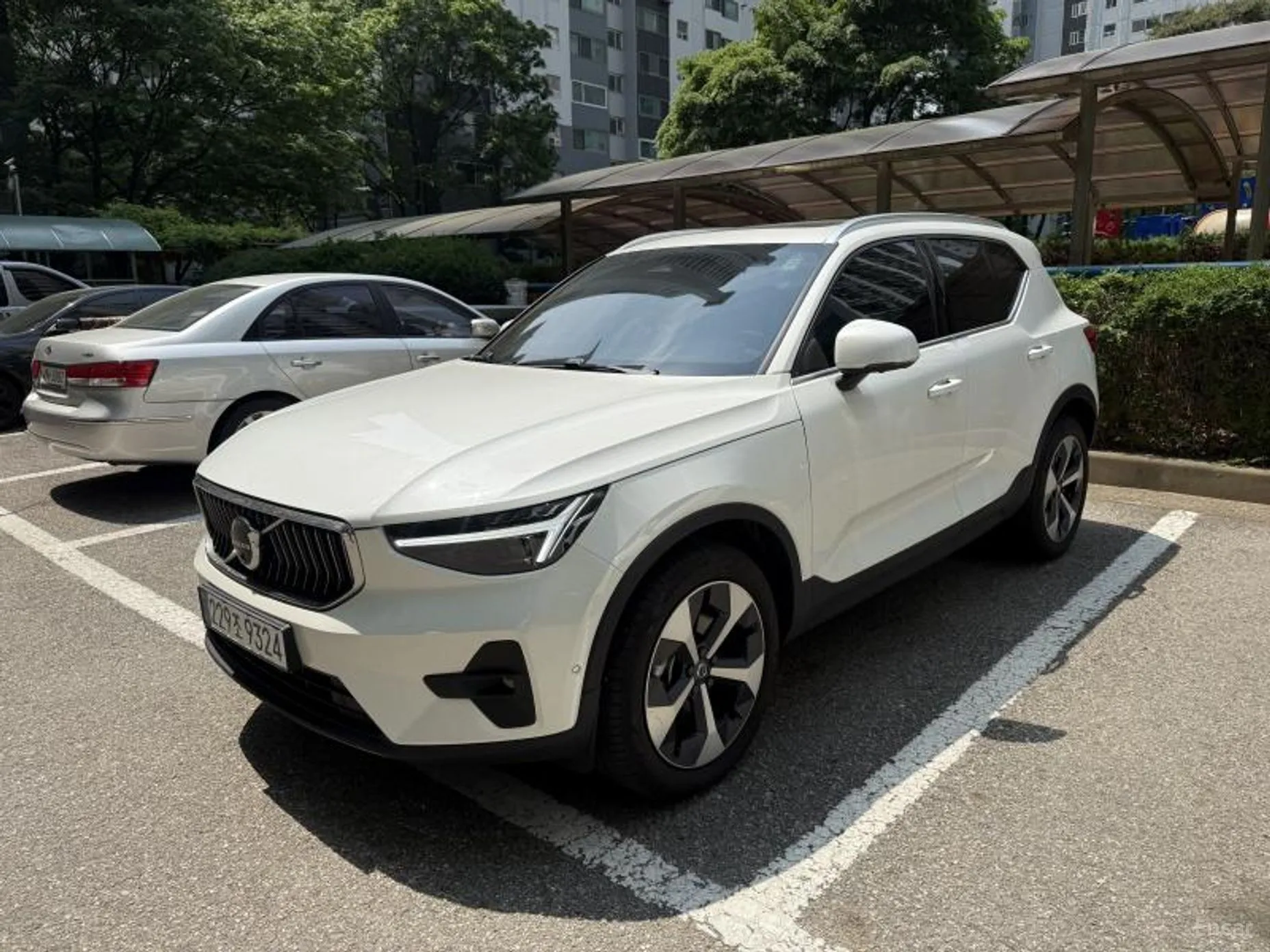 Volvo XC40 превью 3