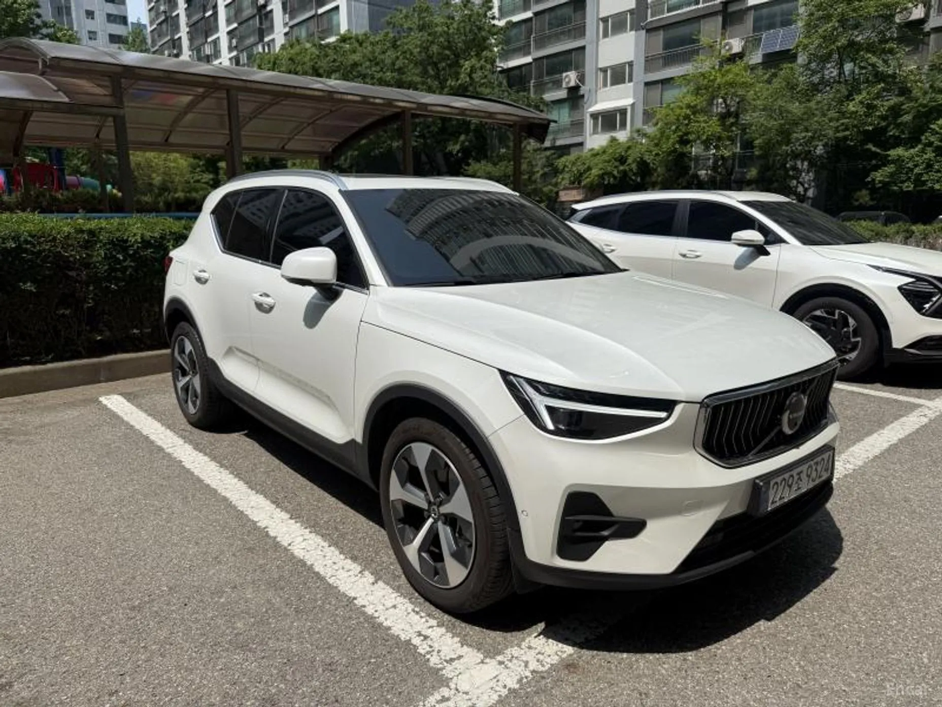 Volvo XC40 превью 4