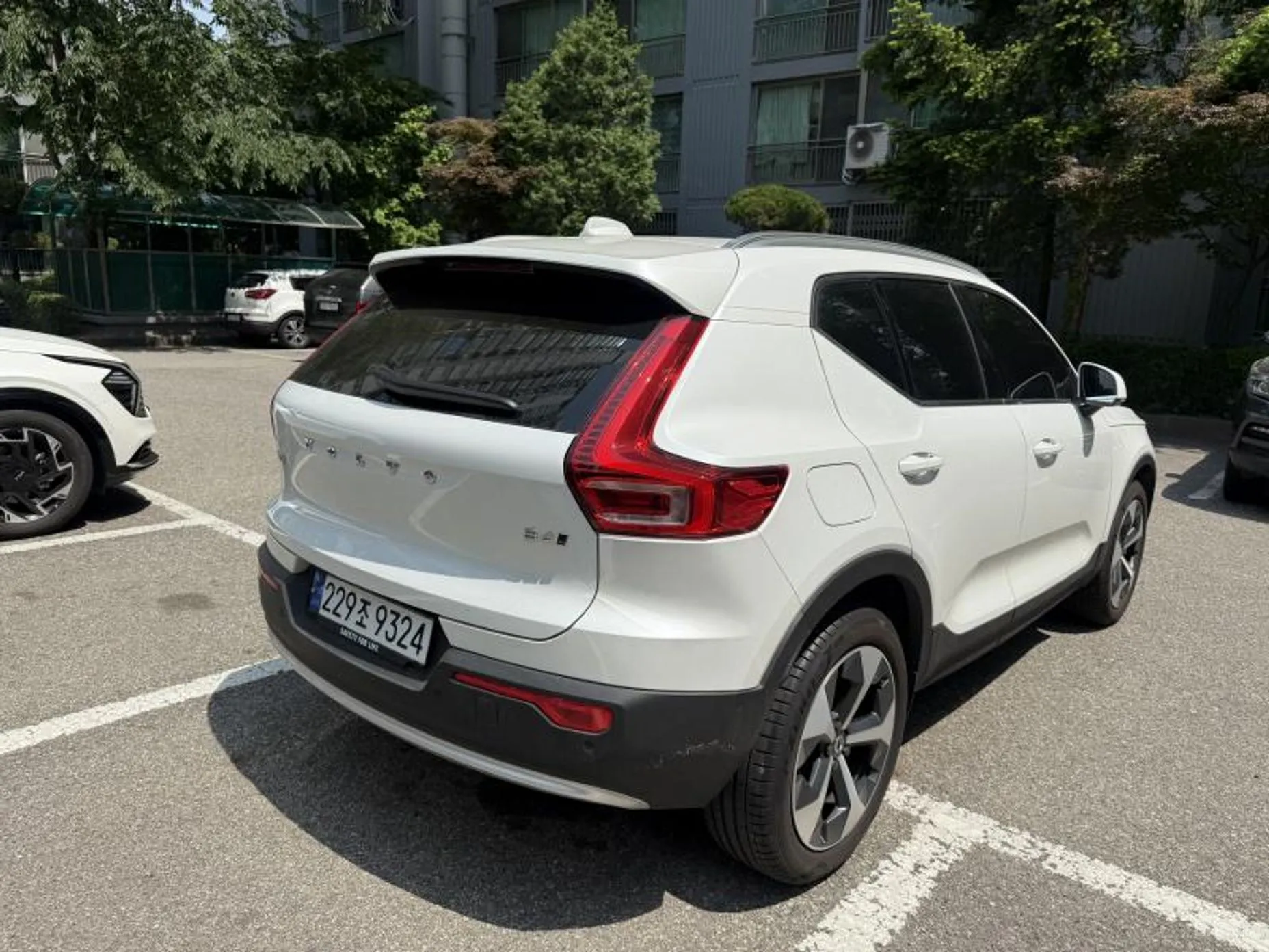 Volvo XC40 превью 6