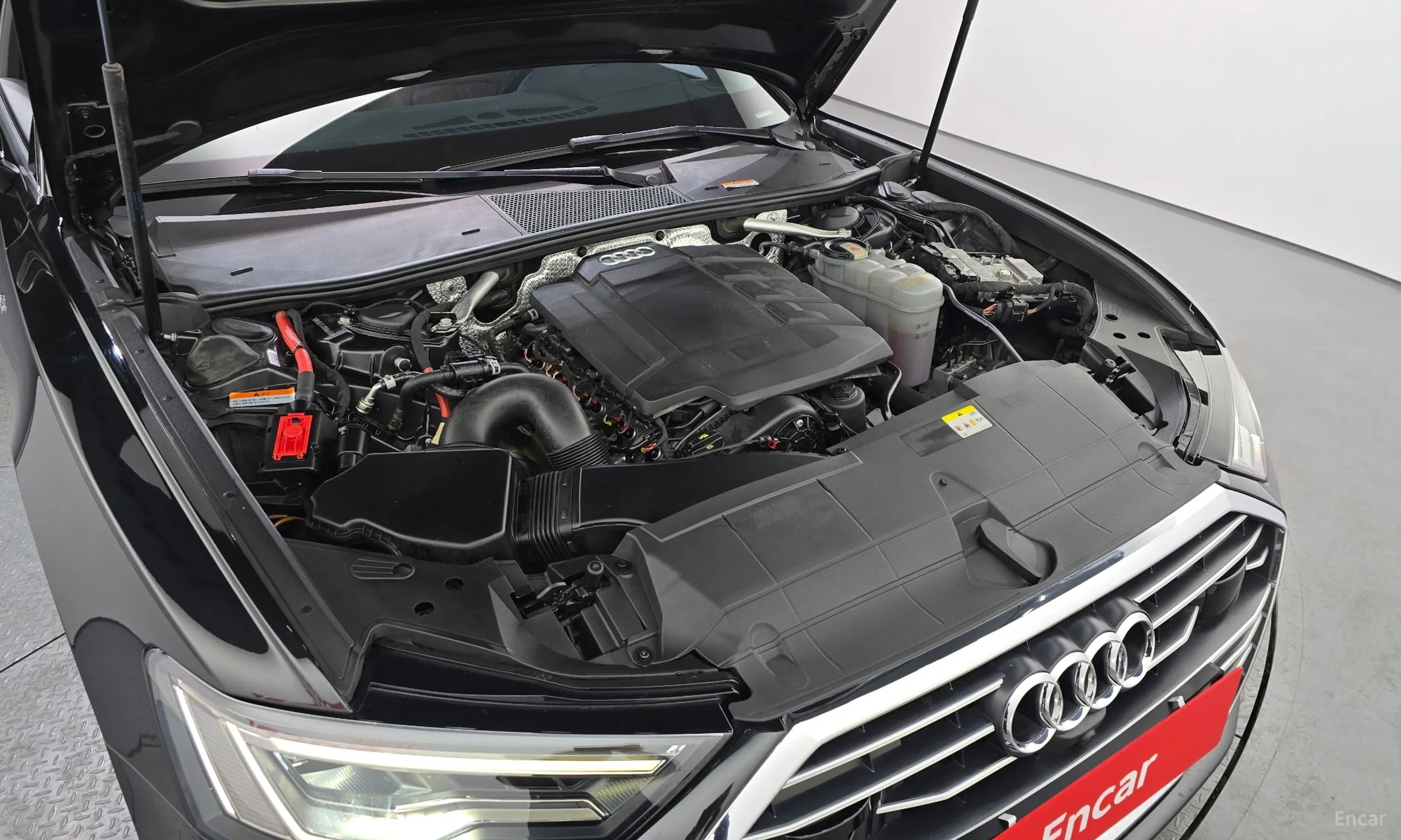 Audi A6 (C8) превью 6