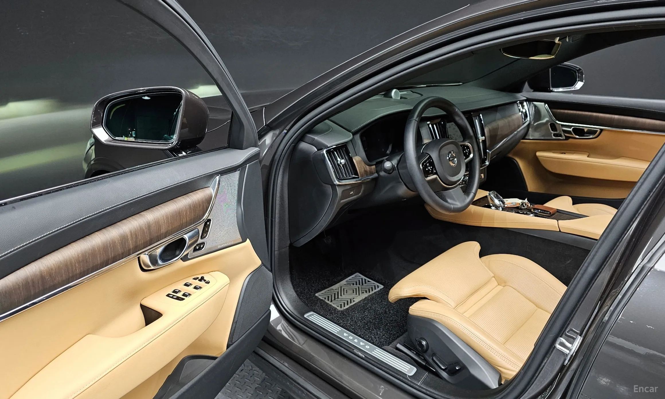 Volvo S90 превью 11