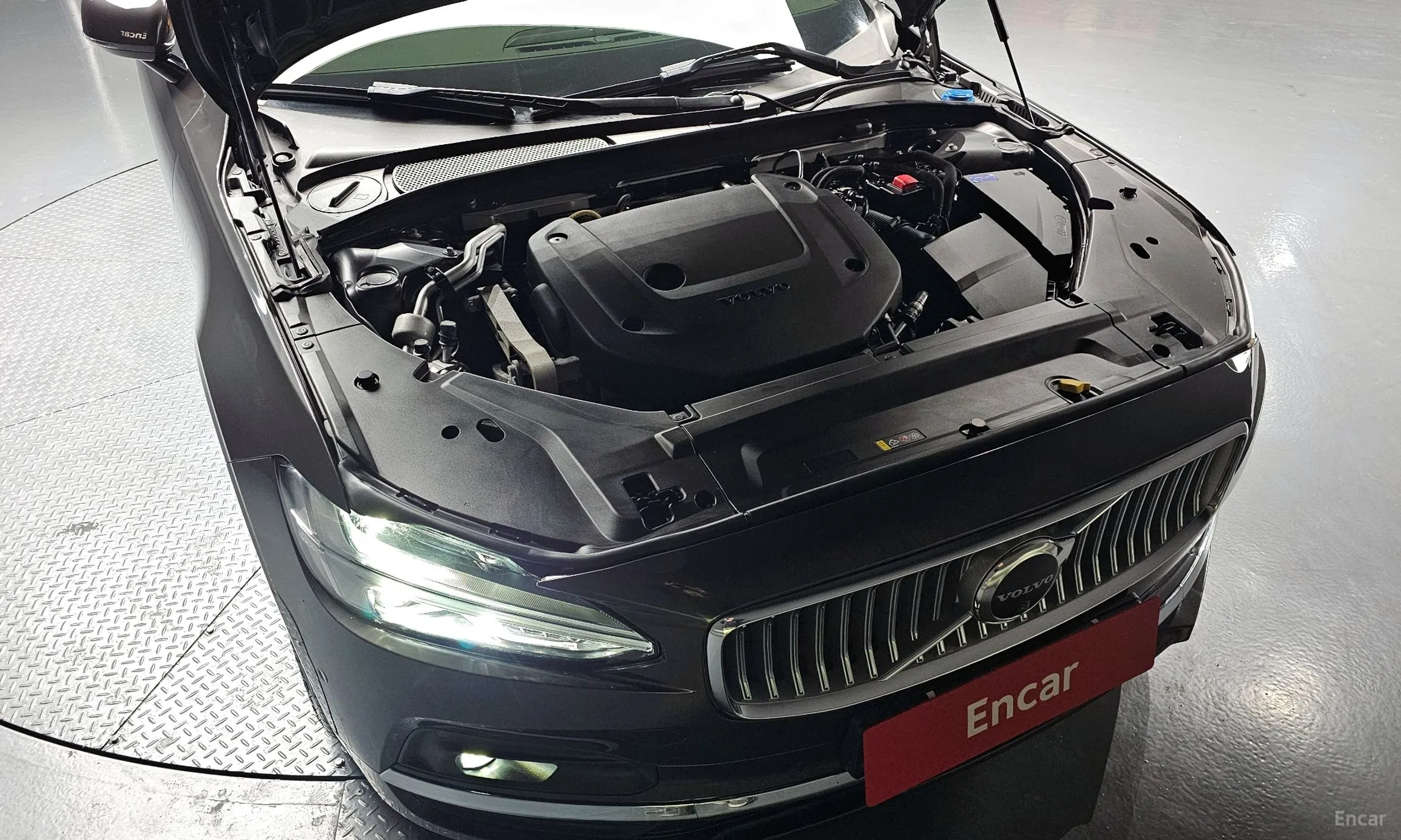 Volvo S90 превью 6