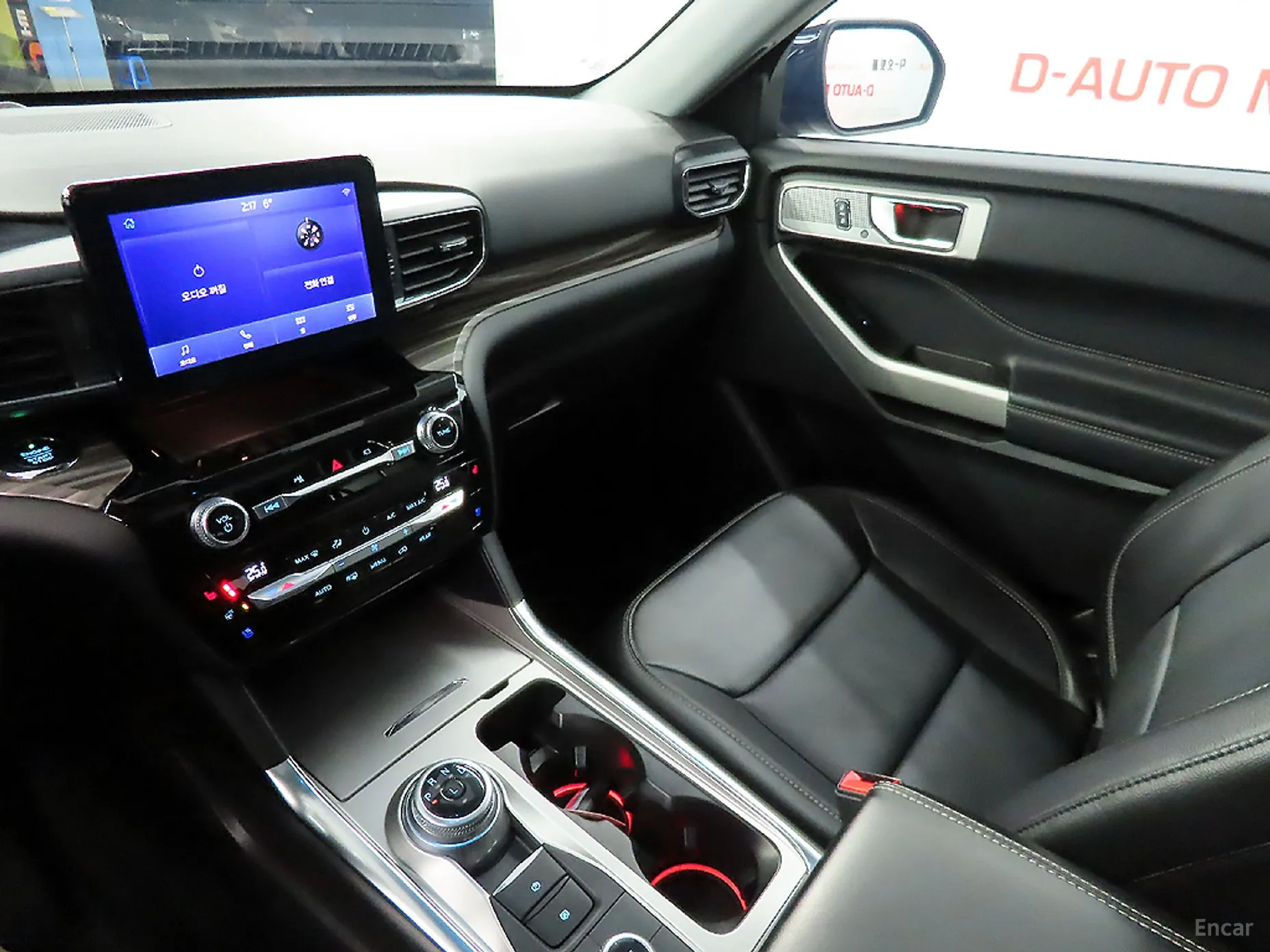 Ford Explorer 6th Generation превью 10