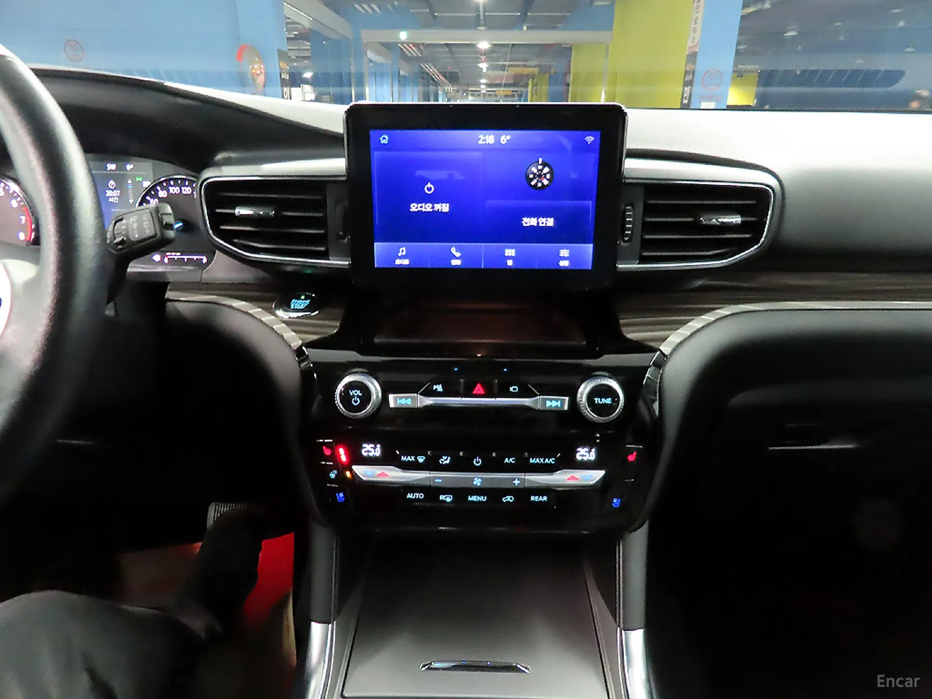 Ford Explorer 6th Generation превью 11