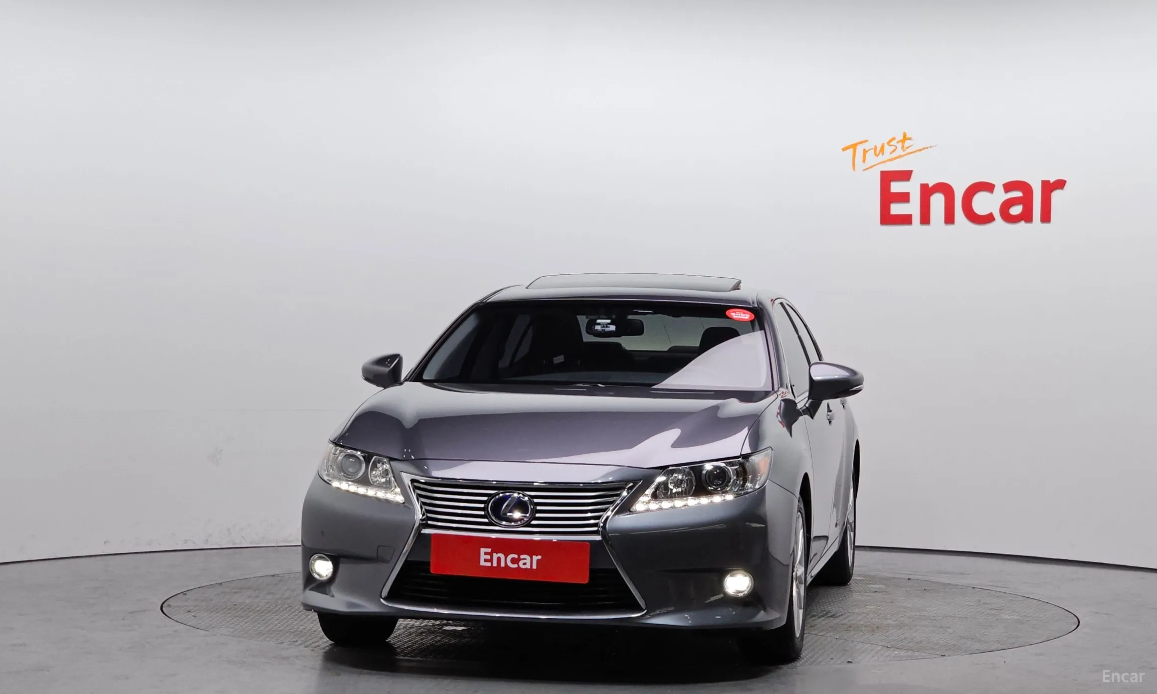 Lexus New ES300h превью 3