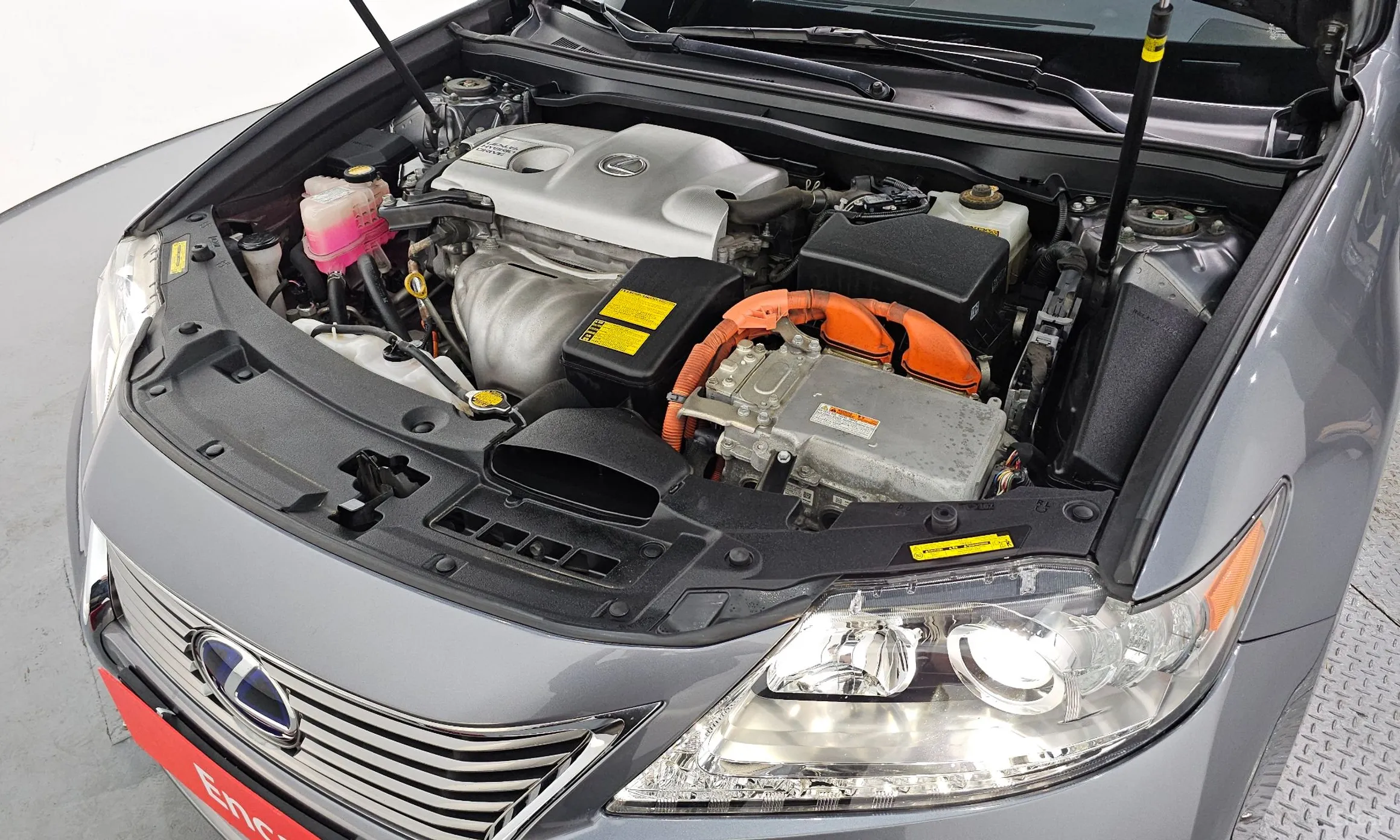Lexus New ES300h превью 6
