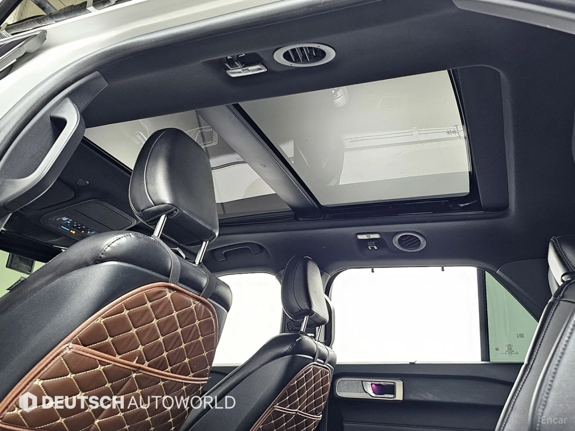 Ford Explorer 6th Generation превью 18