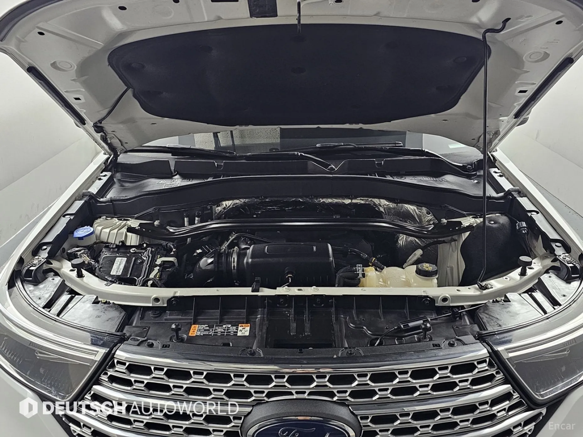 Ford Explorer 6th Generation превью 20