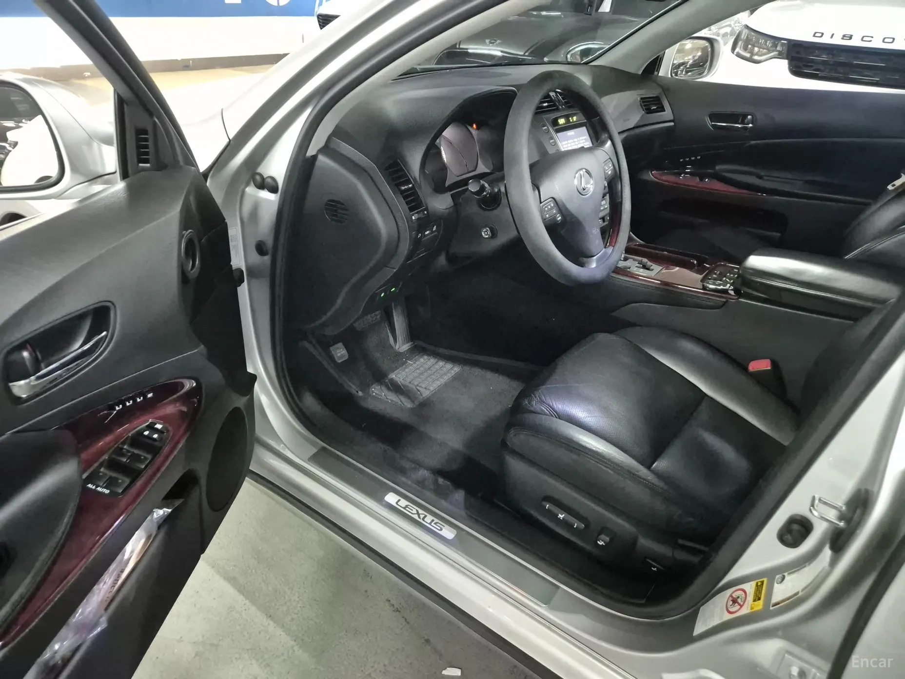 Lexus GS460 превью 10