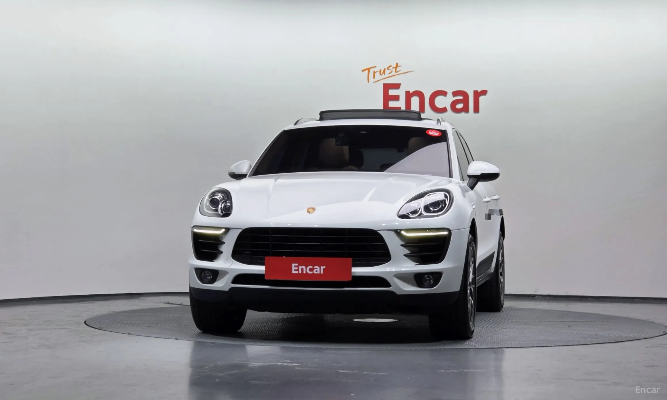 Porsche Macan превью 3