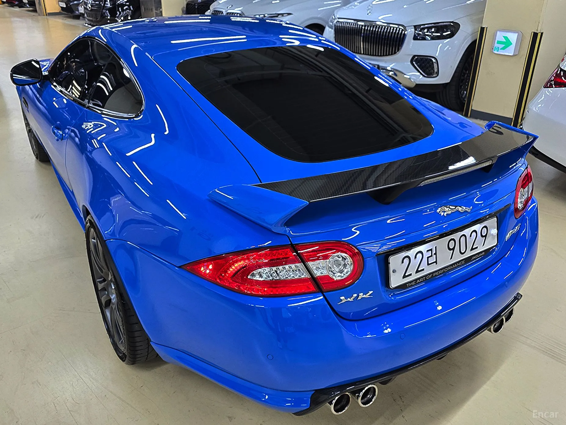 Jaguar XKR-S превью 3