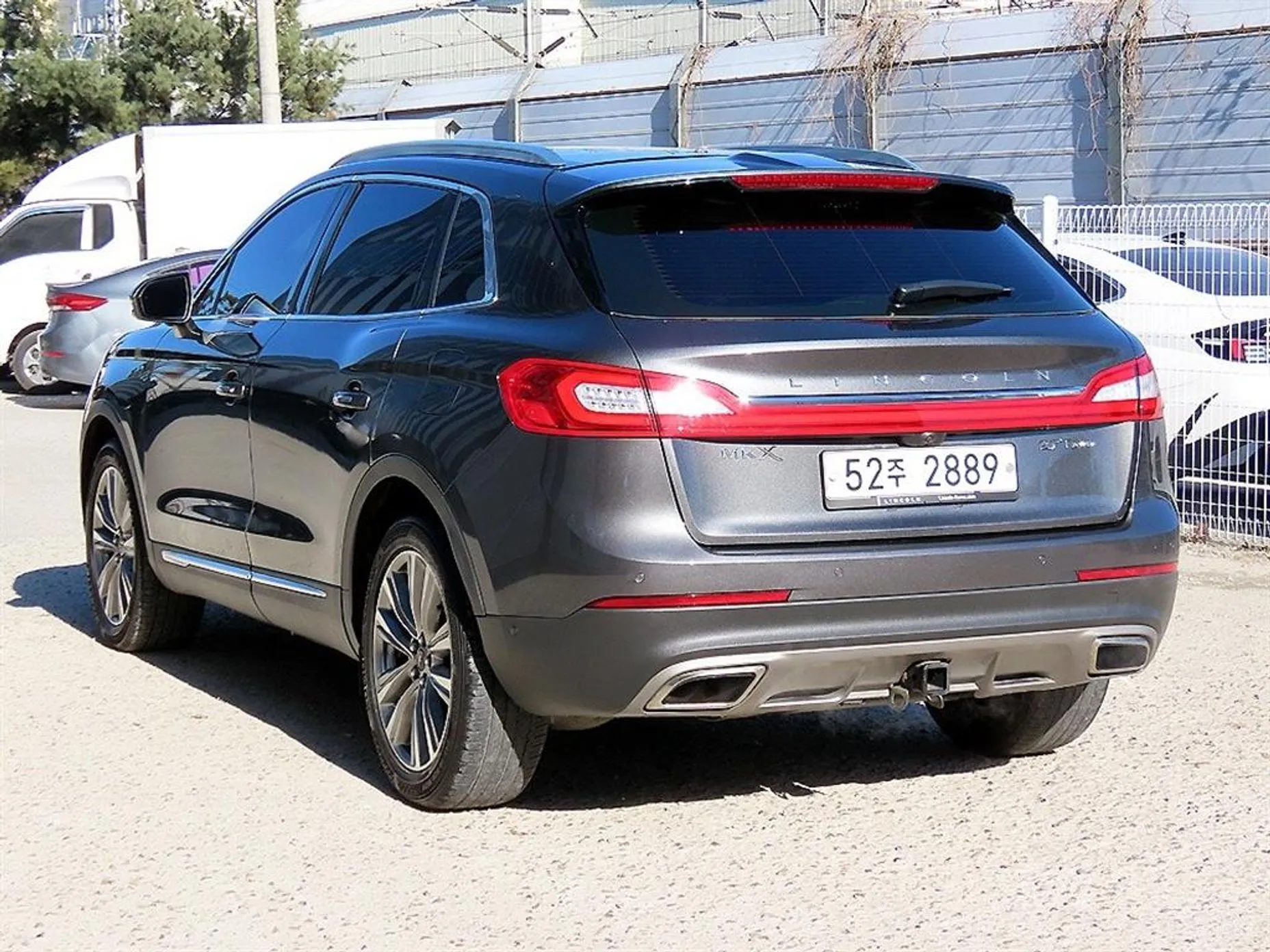 Lincoln MKX 2nd Generation превью 3