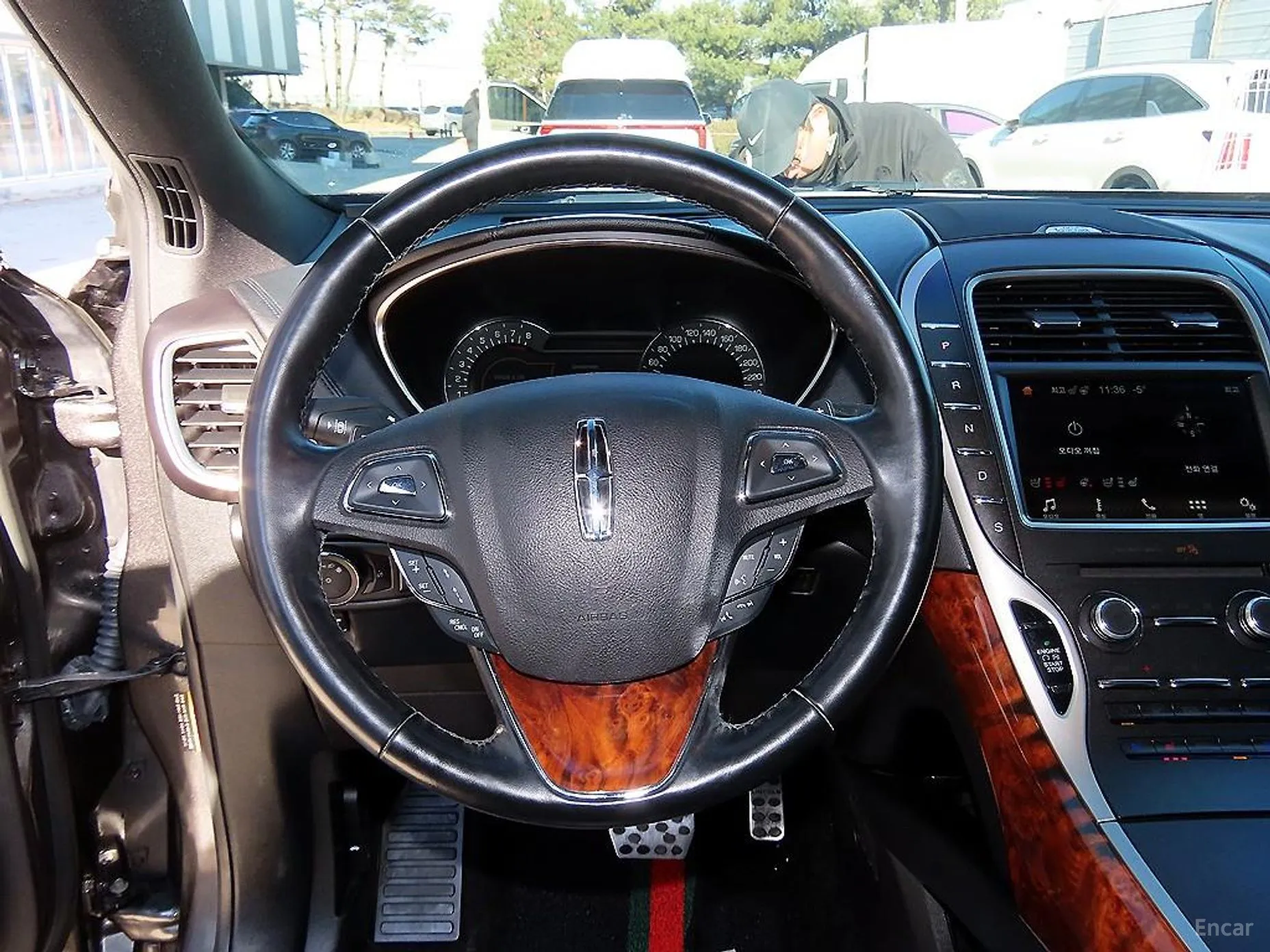 Lincoln MKX 2nd Generation превью 8