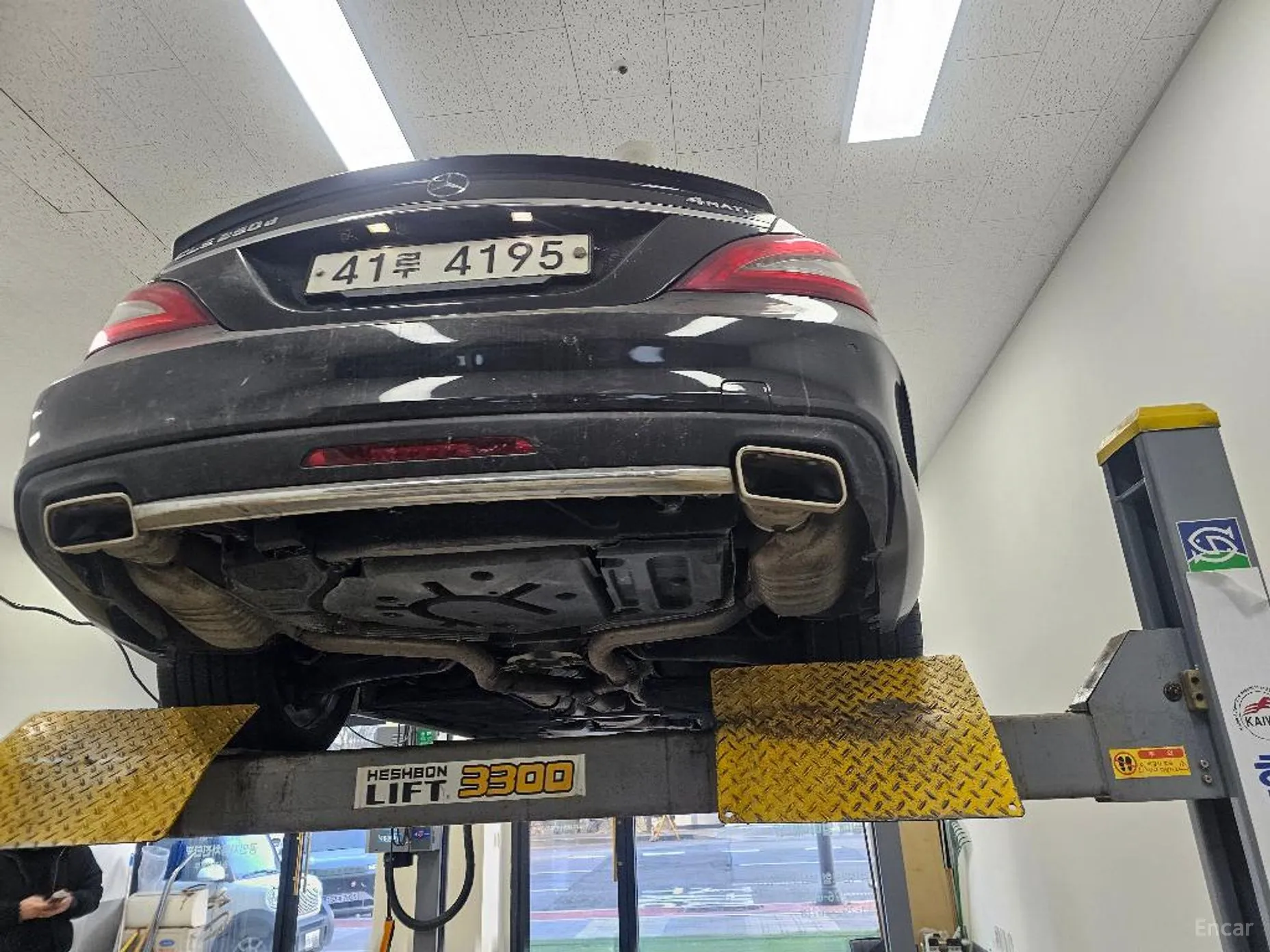 Mercedes Benz CLS-Class W218 превью 6