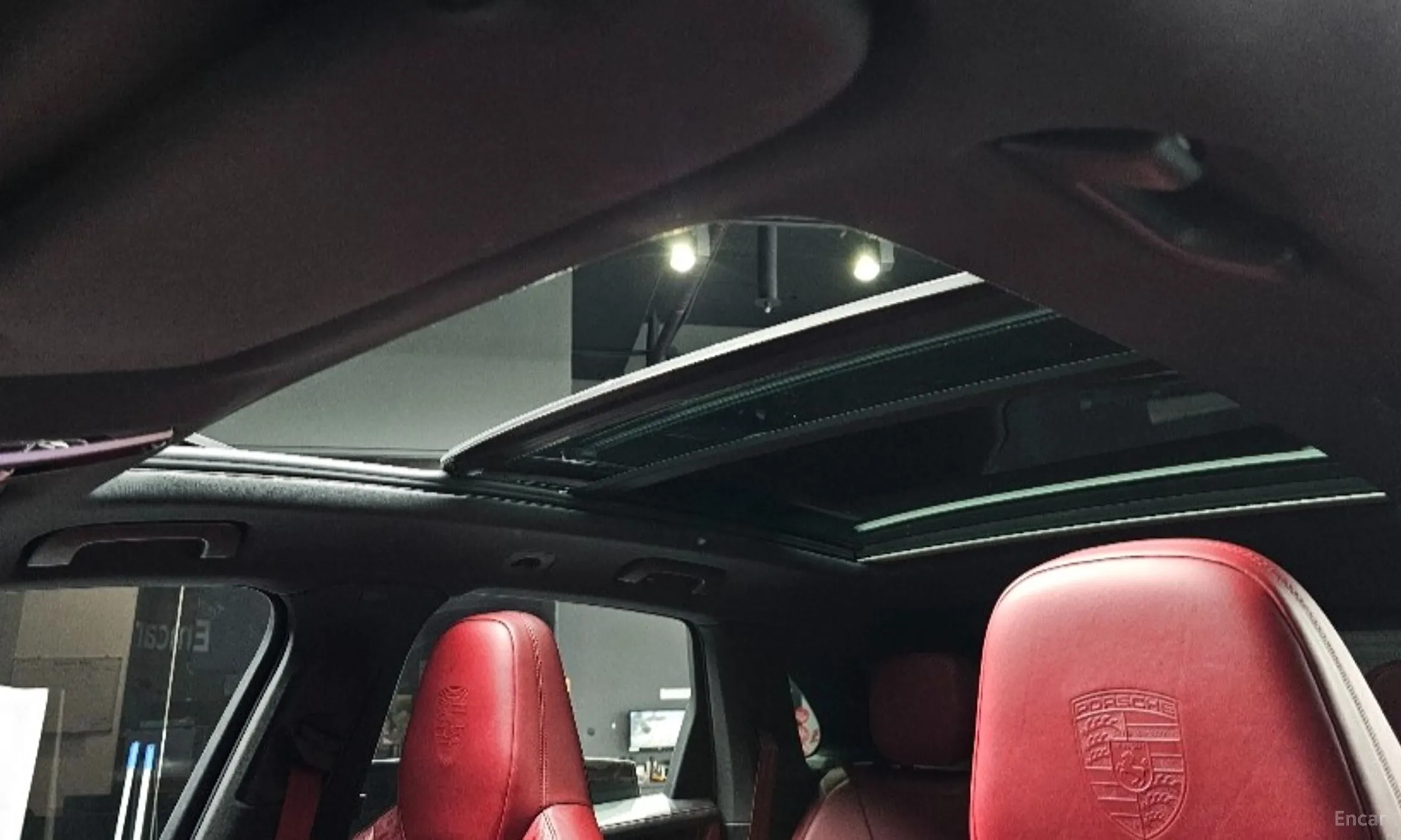 Porsche Cayenne (PO536) превью 16