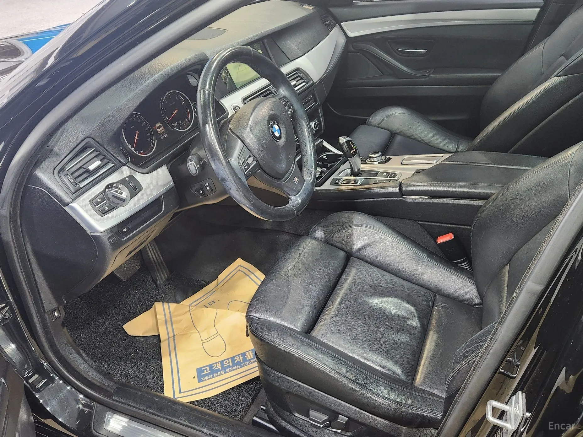 BMW 5 Series (F10) превью 7