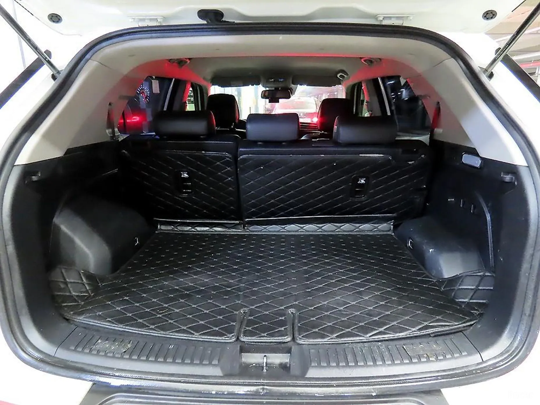 KG Mobility (SsangYong) Beautiful Korando превью 16