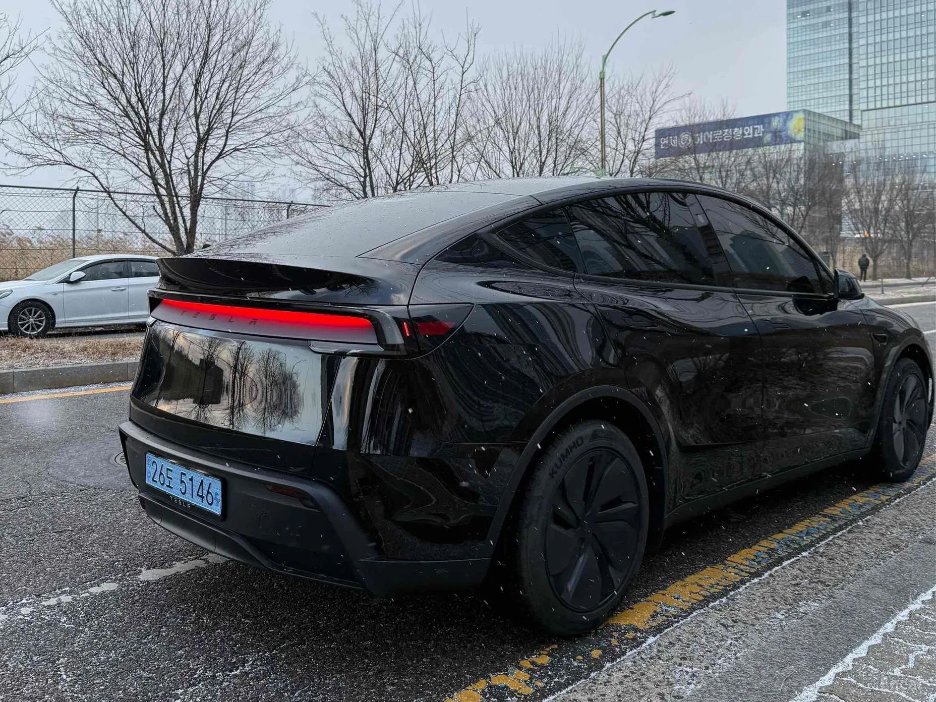Tesla Model Y превью 5
