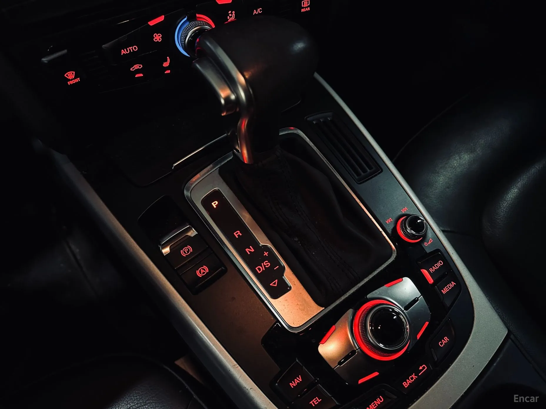 Audi New A4 превью 9