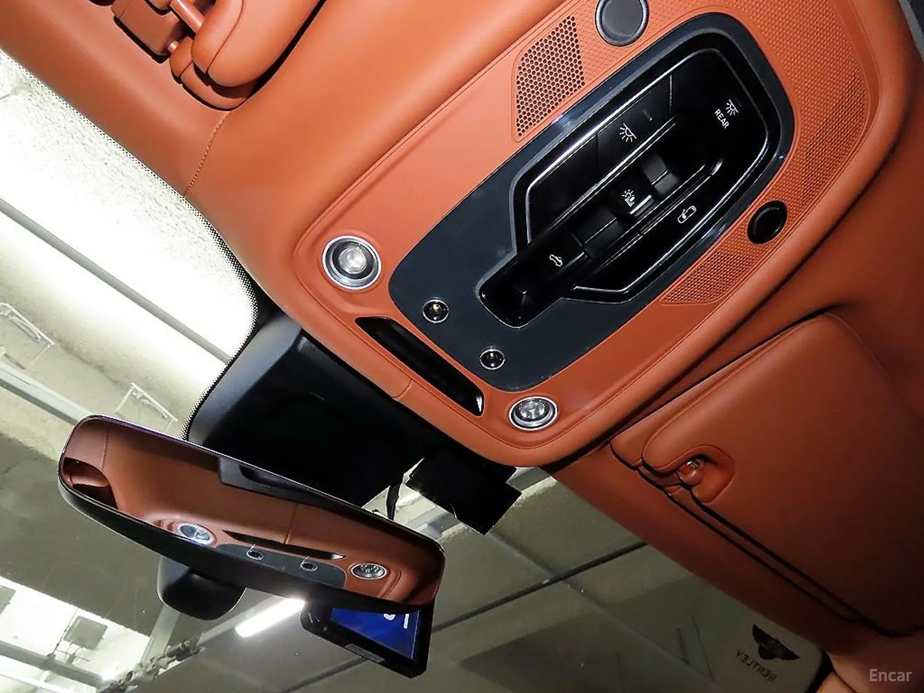Bentley Bentayga превью 13