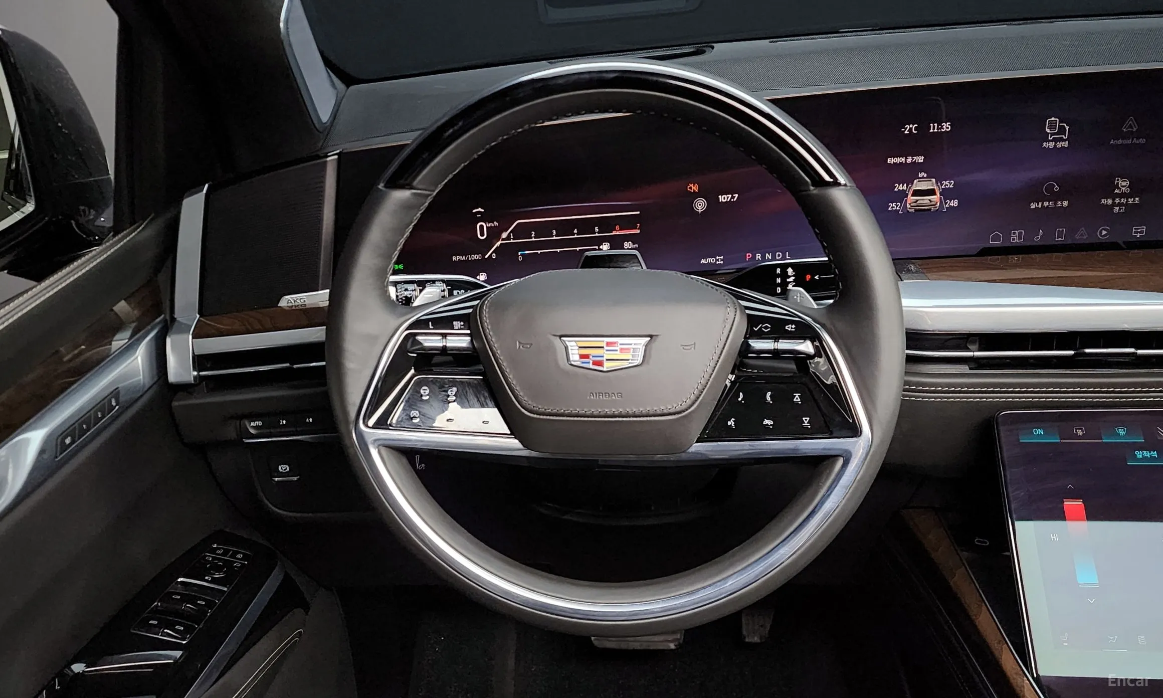 Cadillac Escalade 5th Generation превью 13