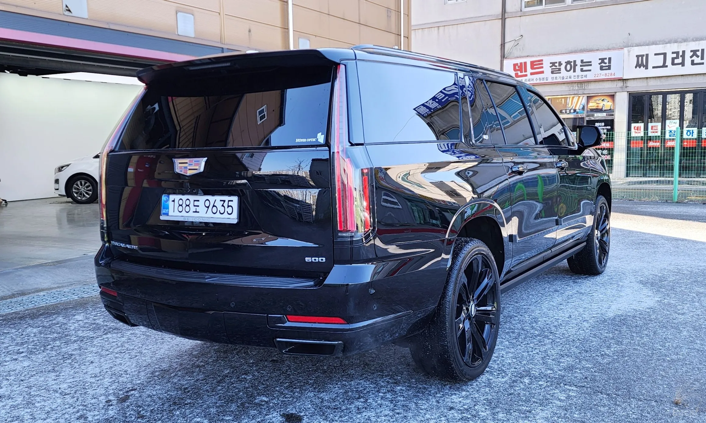 Cadillac Escalade 5th Generation