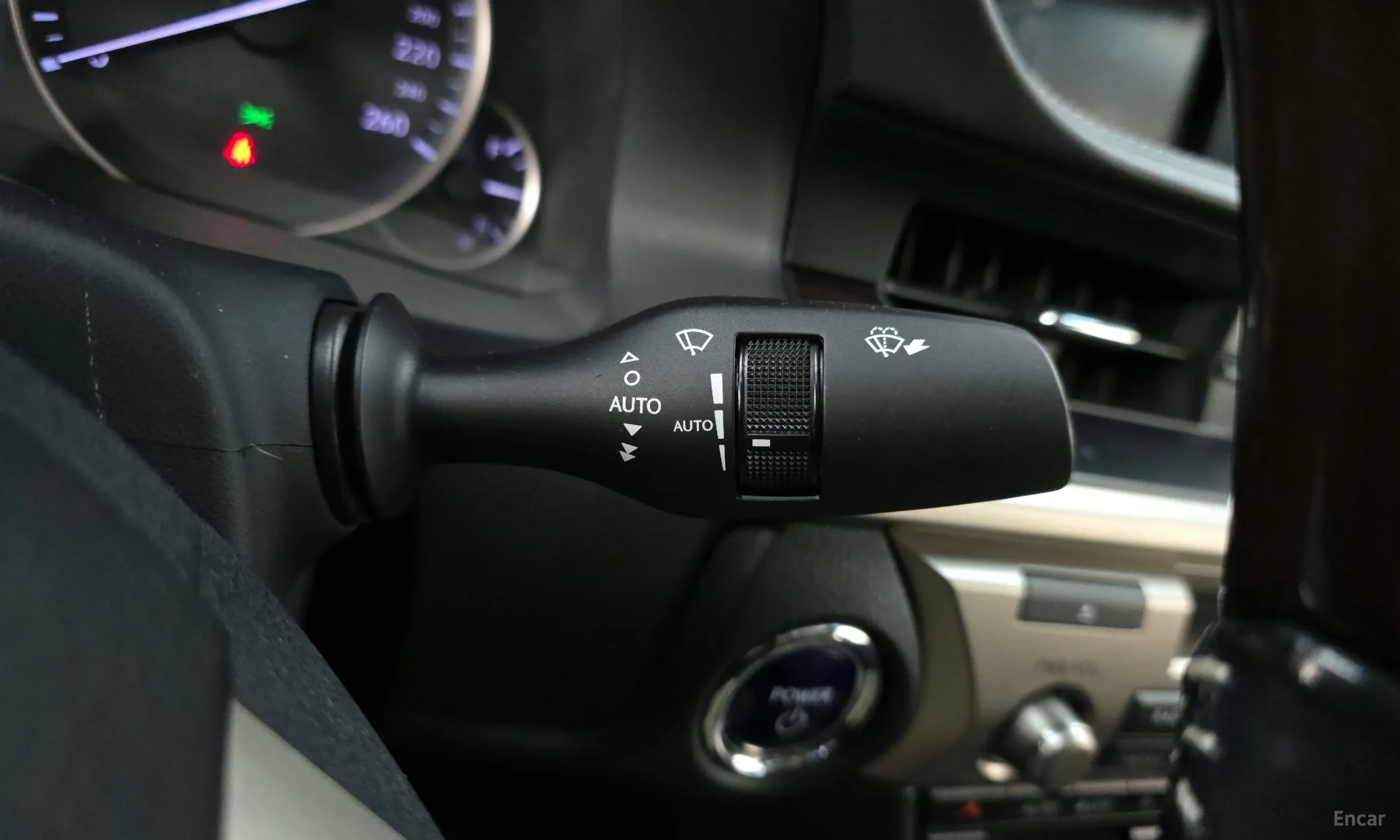 Lexus New ES300h превью 17