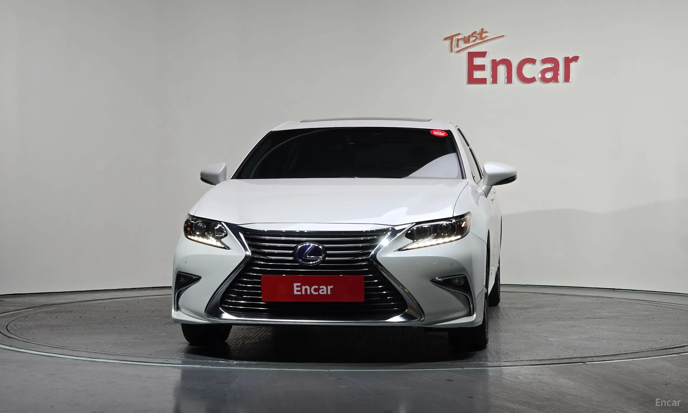 Lexus New ES300h превью 3