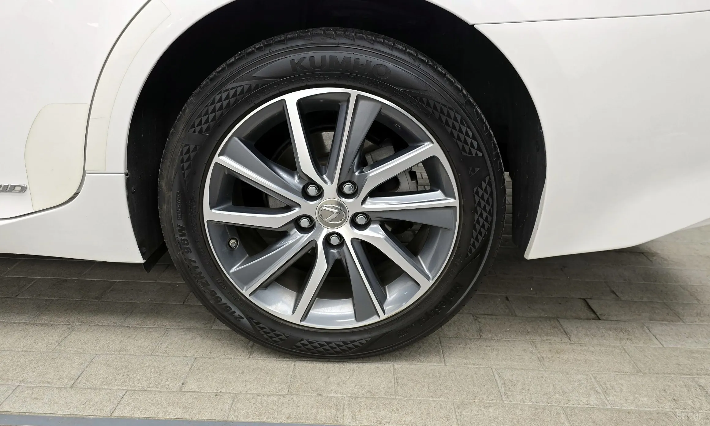 Lexus New ES300h превью 5