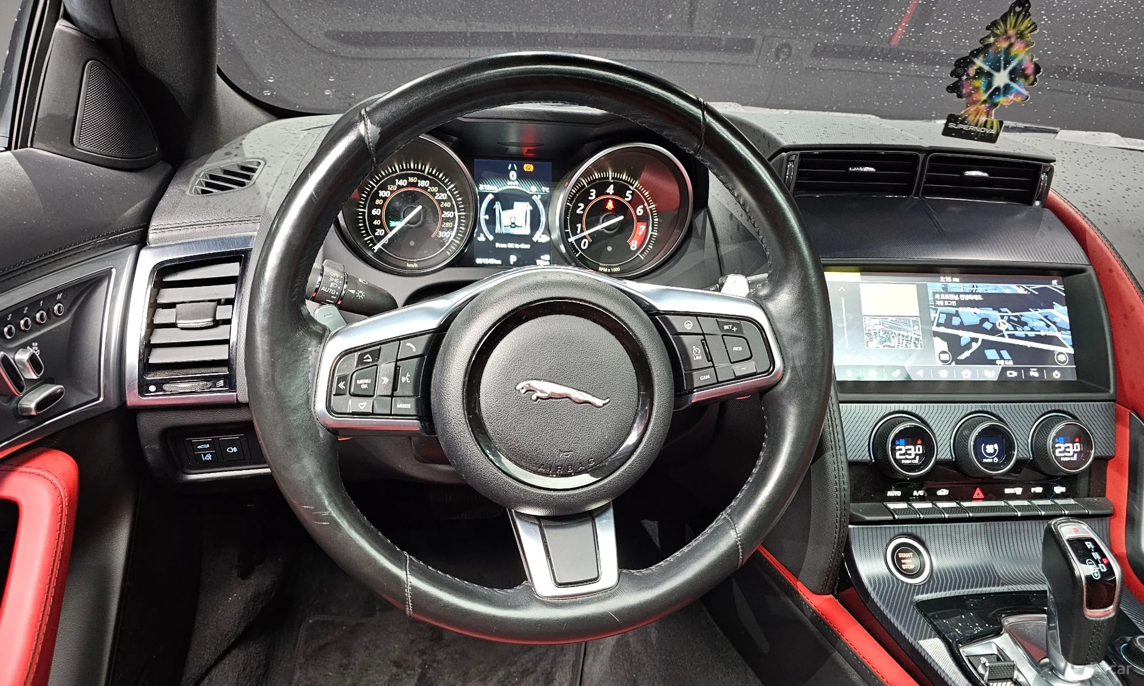 Jaguar F-TYPE превью 12