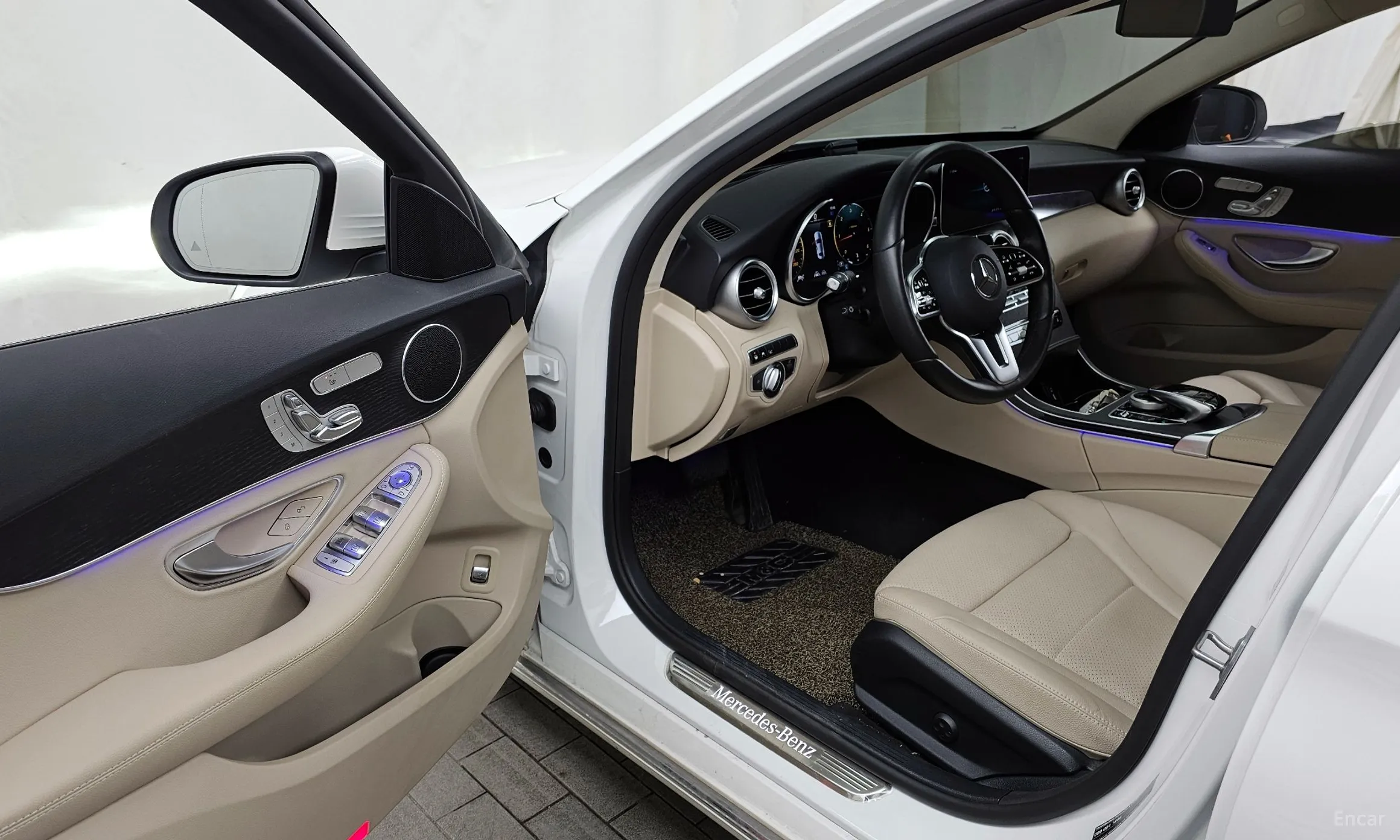 Mercedes Benz C-Class W205 превью 10